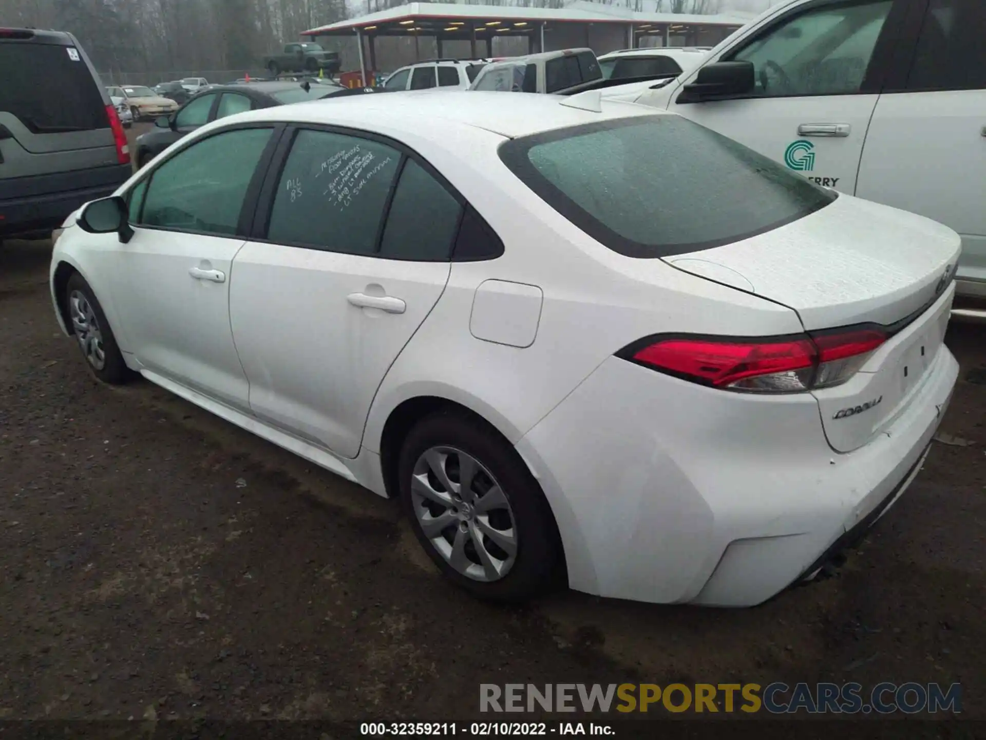 3 Photograph of a damaged car 5YFEPRAE2LP097115 TOYOTA COROLLA 2020