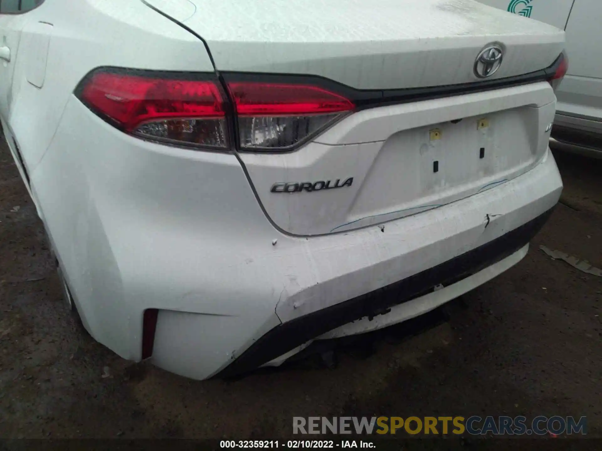 6 Photograph of a damaged car 5YFEPRAE2LP097115 TOYOTA COROLLA 2020