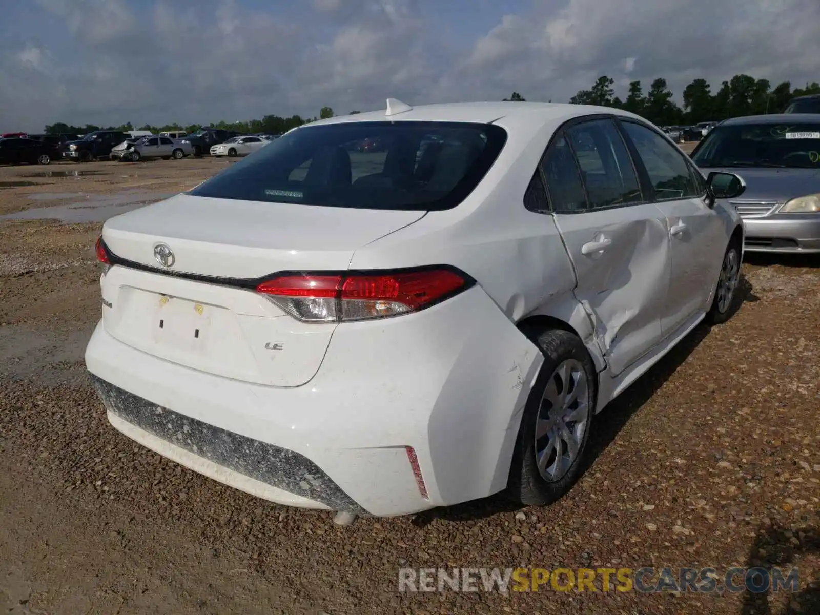 4 Photograph of a damaged car 5YFEPRAE2LP097387 TOYOTA COROLLA 2020