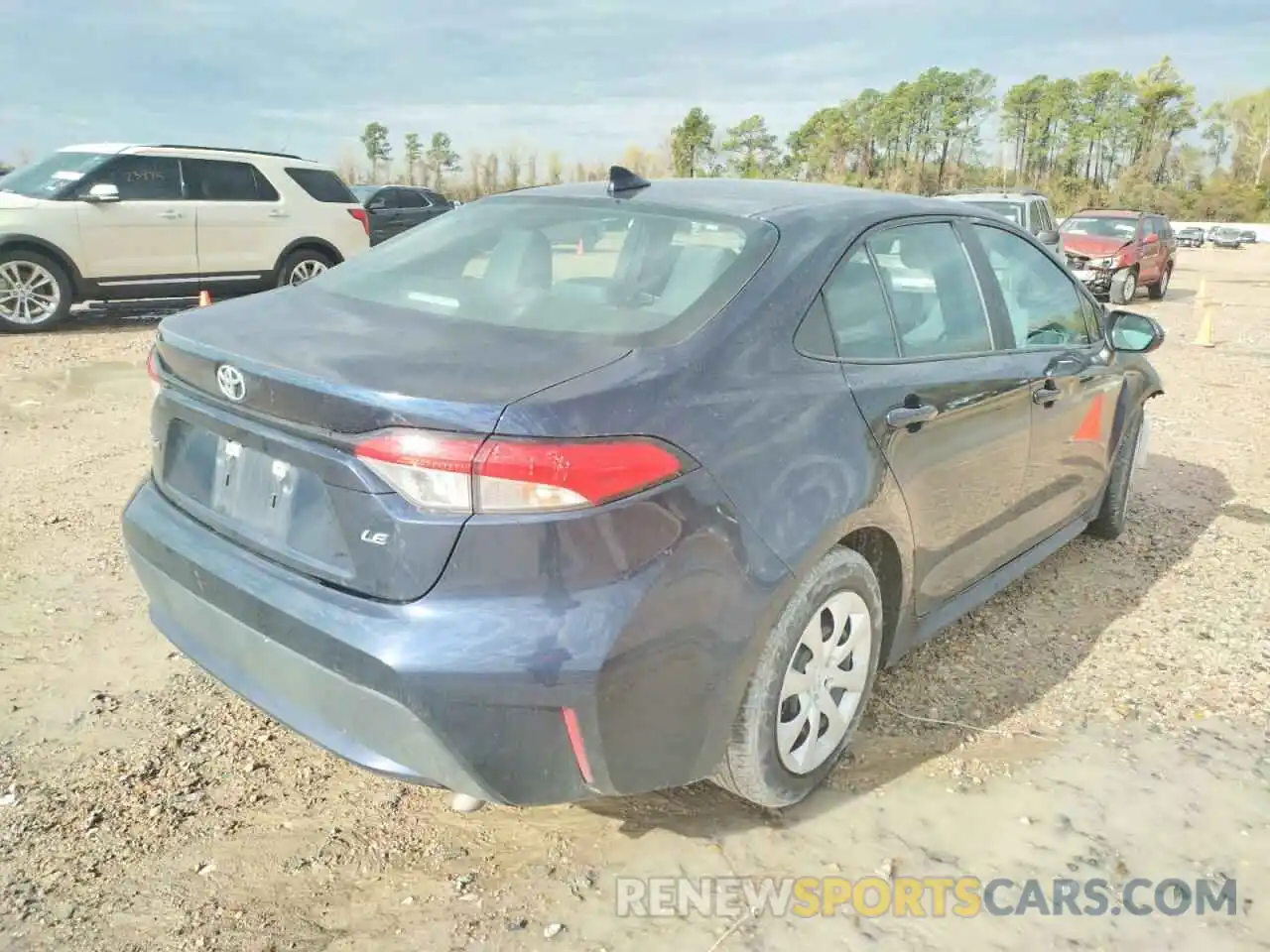 4 Photograph of a damaged car 5YFEPRAE2LP098376 TOYOTA COROLLA 2020