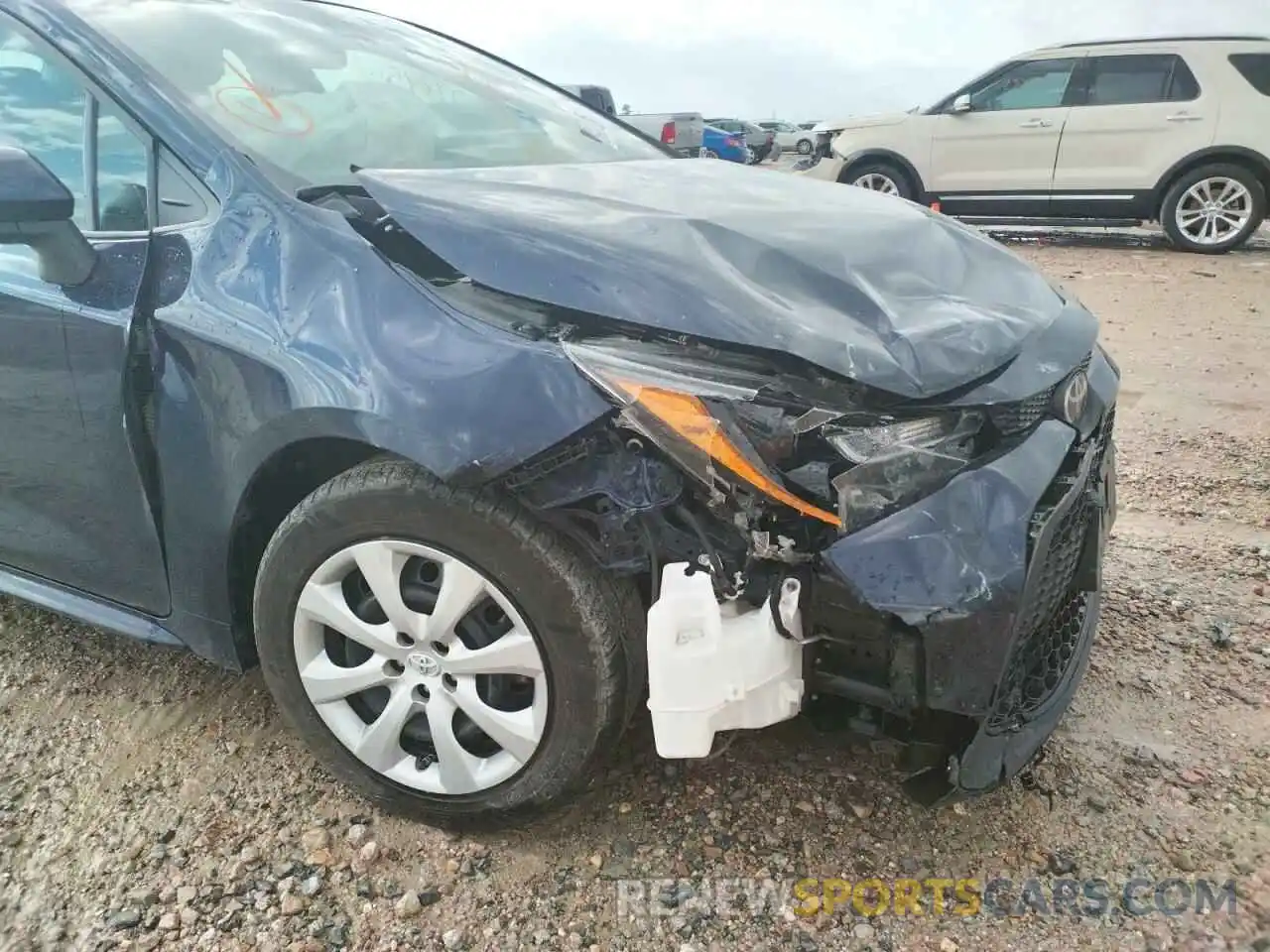 9 Photograph of a damaged car 5YFEPRAE2LP098376 TOYOTA COROLLA 2020