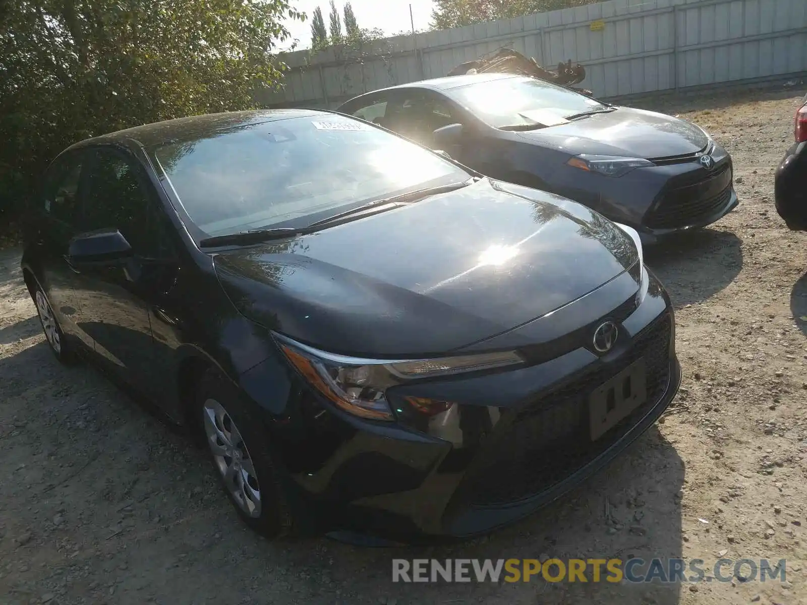 1 Photograph of a damaged car 5YFEPRAE2LP098684 TOYOTA COROLLA 2020