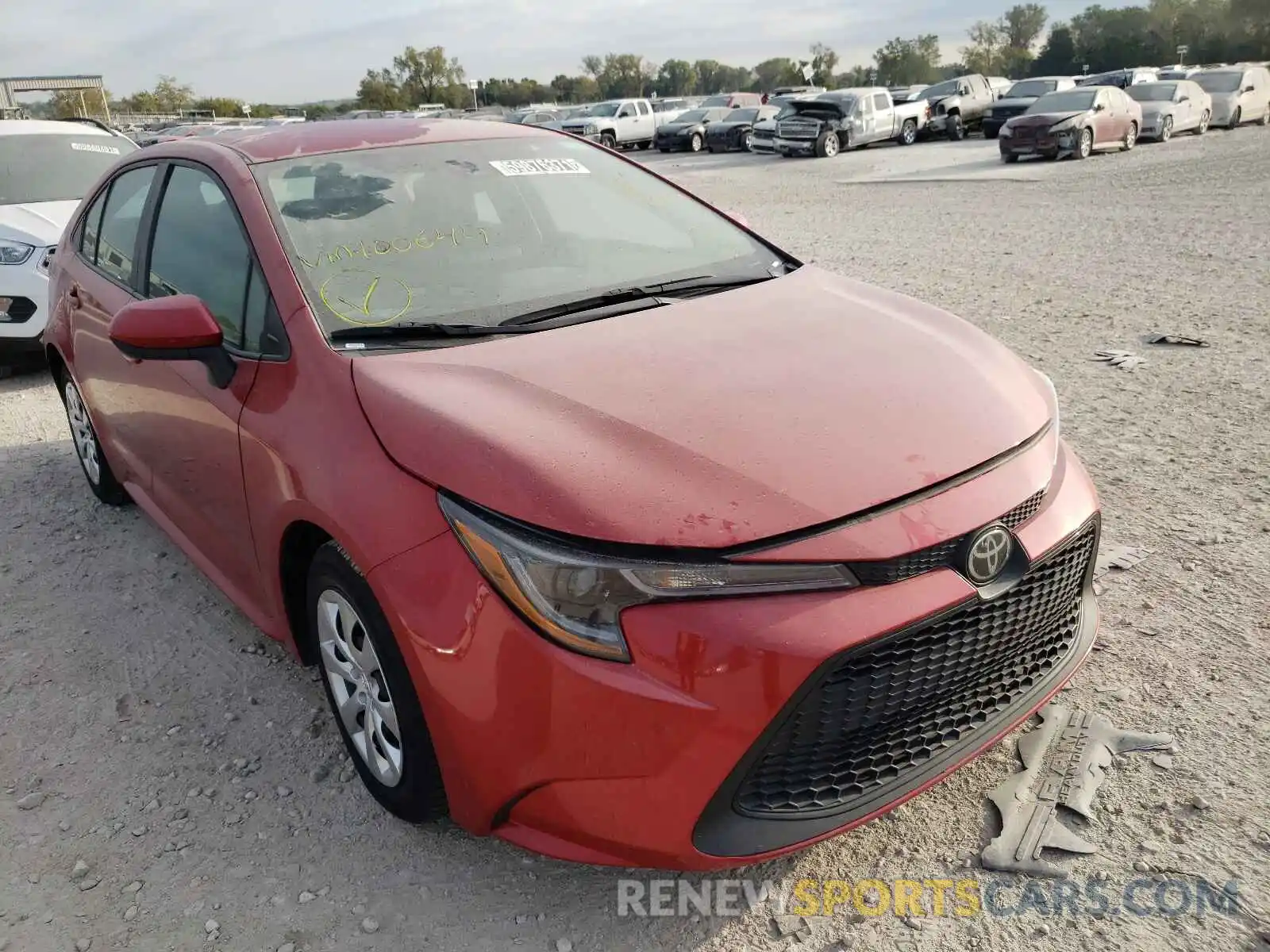 1 Photograph of a damaged car 5YFEPRAE2LP100644 TOYOTA COROLLA 2020