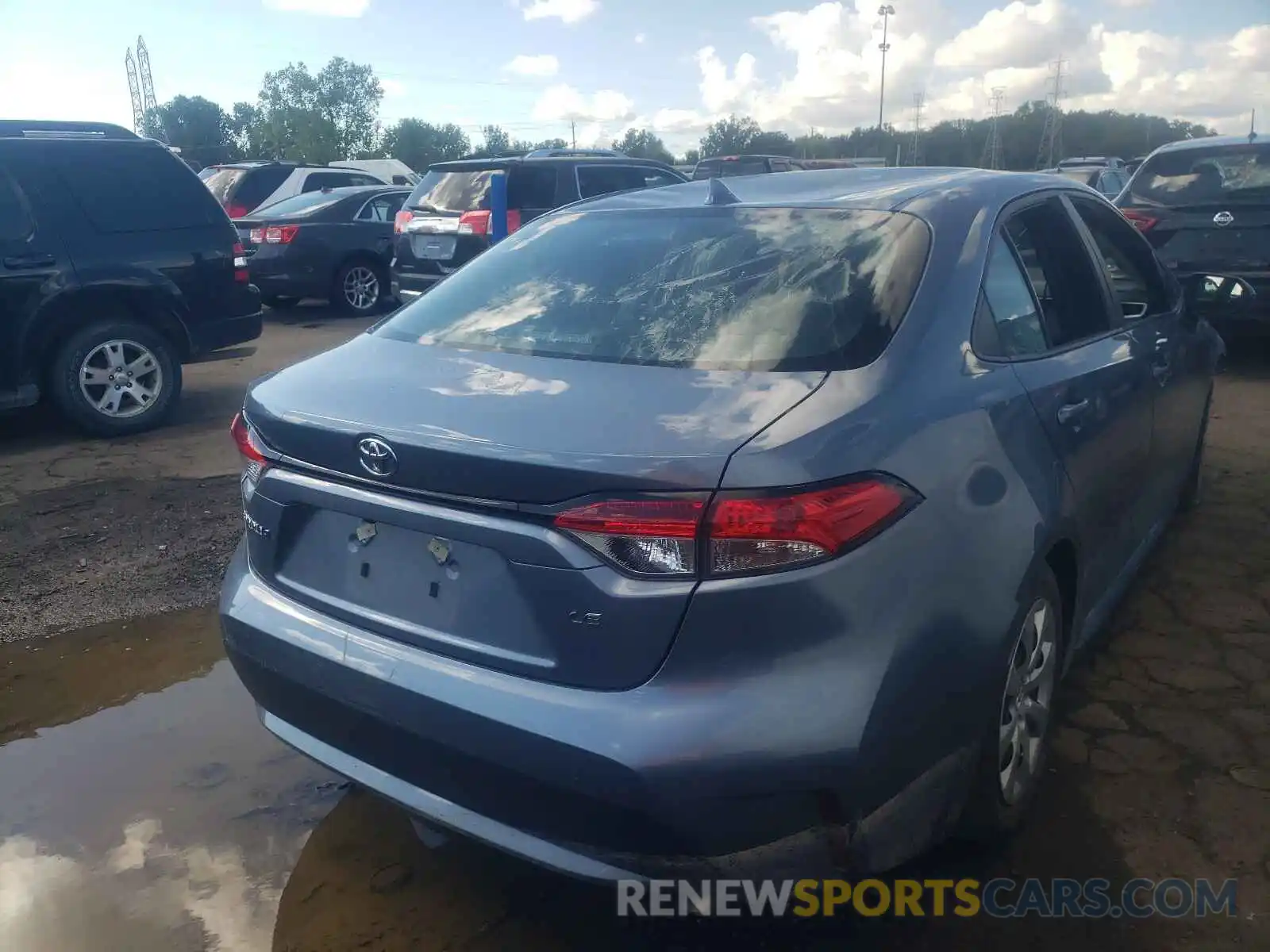 4 Photograph of a damaged car 5YFEPRAE2LP102300 TOYOTA COROLLA 2020