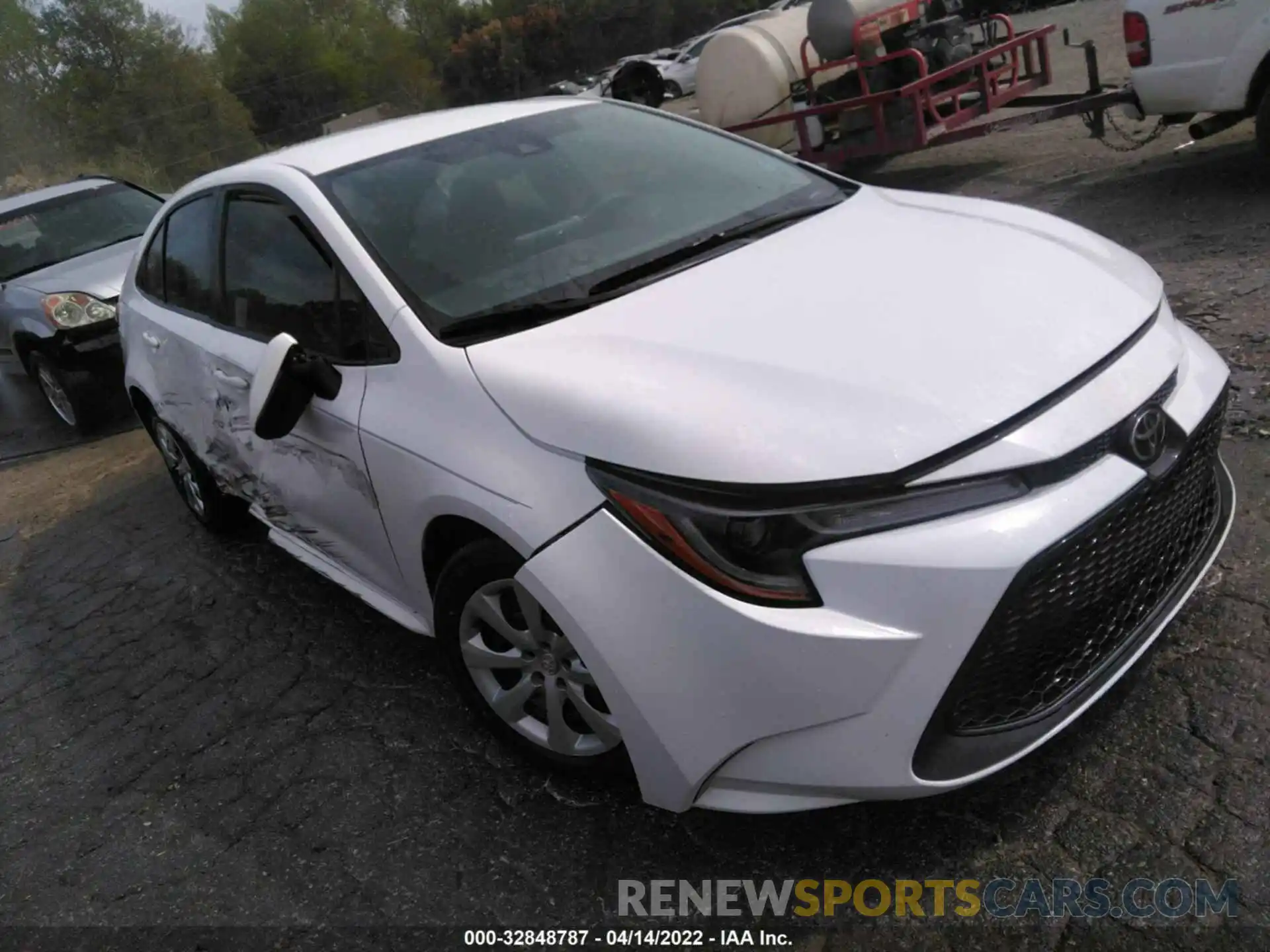 1 Photograph of a damaged car 5YFEPRAE2LP103091 TOYOTA COROLLA 2020