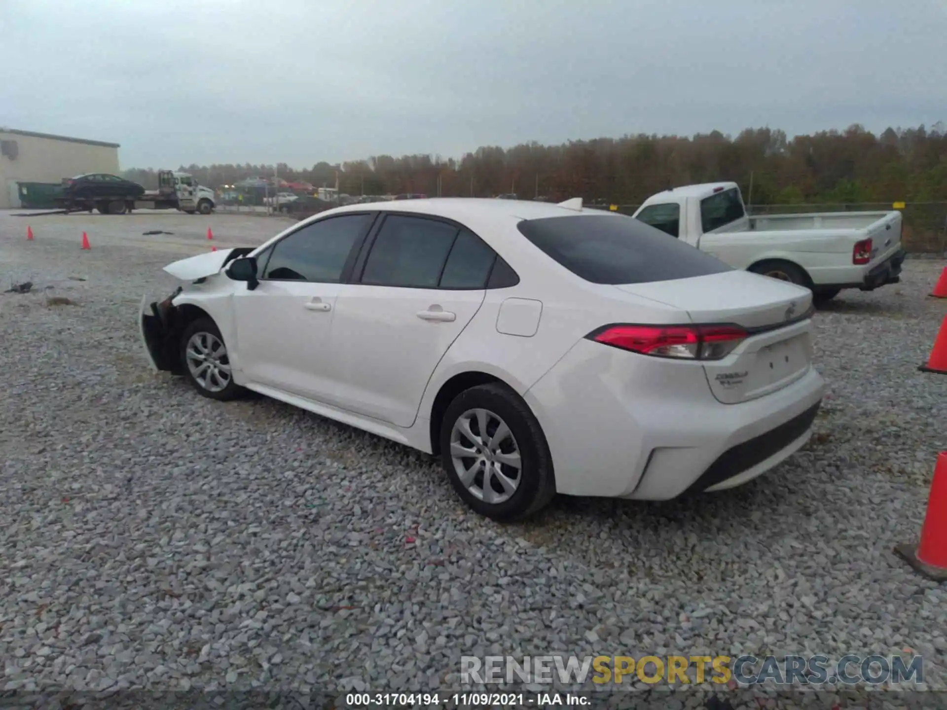 3 Photograph of a damaged car 5YFEPRAE2LP103110 TOYOTA COROLLA 2020