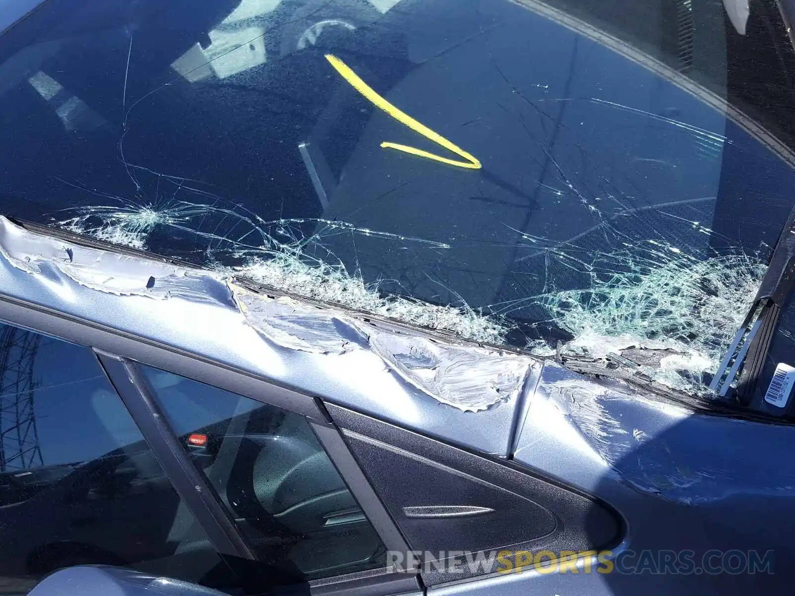 9 Photograph of a damaged car 5YFEPRAE2LP103351 TOYOTA COROLLA 2020