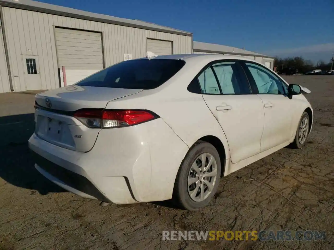 4 Photograph of a damaged car 5YFEPRAE2LP103608 TOYOTA COROLLA 2020