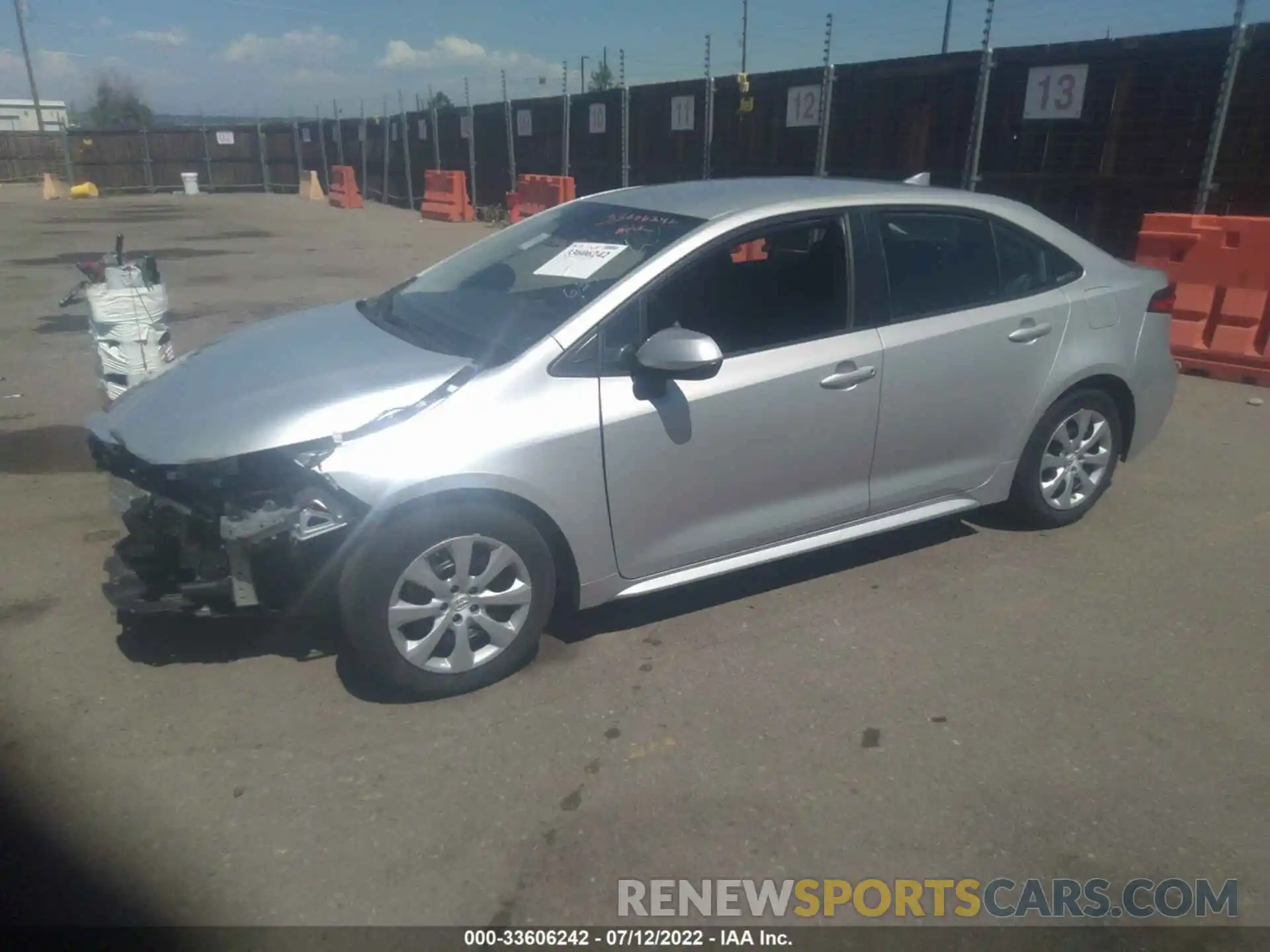 2 Photograph of a damaged car 5YFEPRAE2LP105245 TOYOTA COROLLA 2020