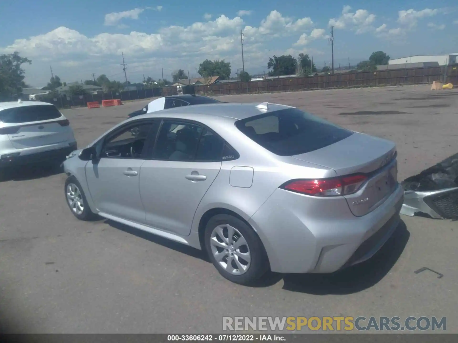 3 Photograph of a damaged car 5YFEPRAE2LP105245 TOYOTA COROLLA 2020