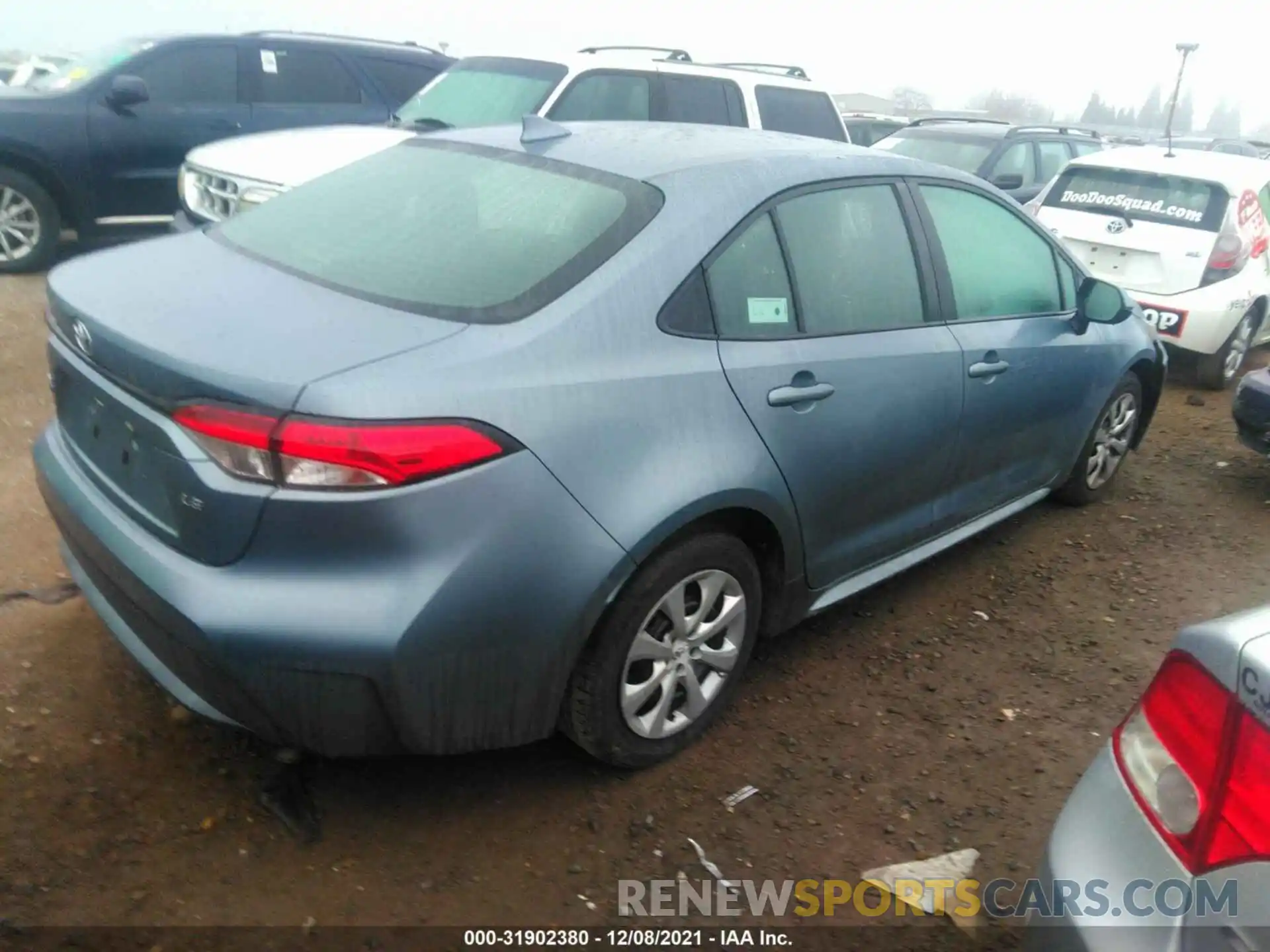 4 Photograph of a damaged car 5YFEPRAE2LP105486 TOYOTA COROLLA 2020