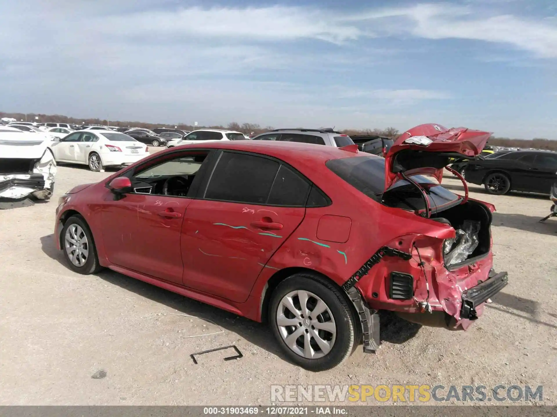 3 Photograph of a damaged car 5YFEPRAE2LP105732 TOYOTA COROLLA 2020