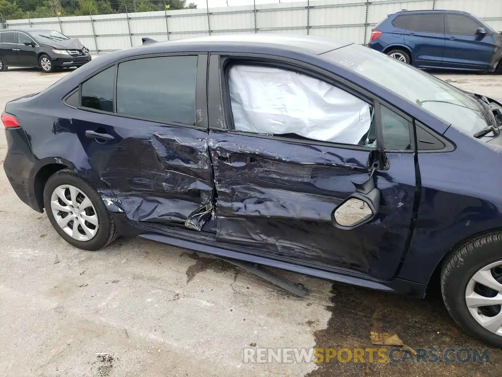 9 Photograph of a damaged car 5YFEPRAE2LP105925 TOYOTA COROLLA 2020