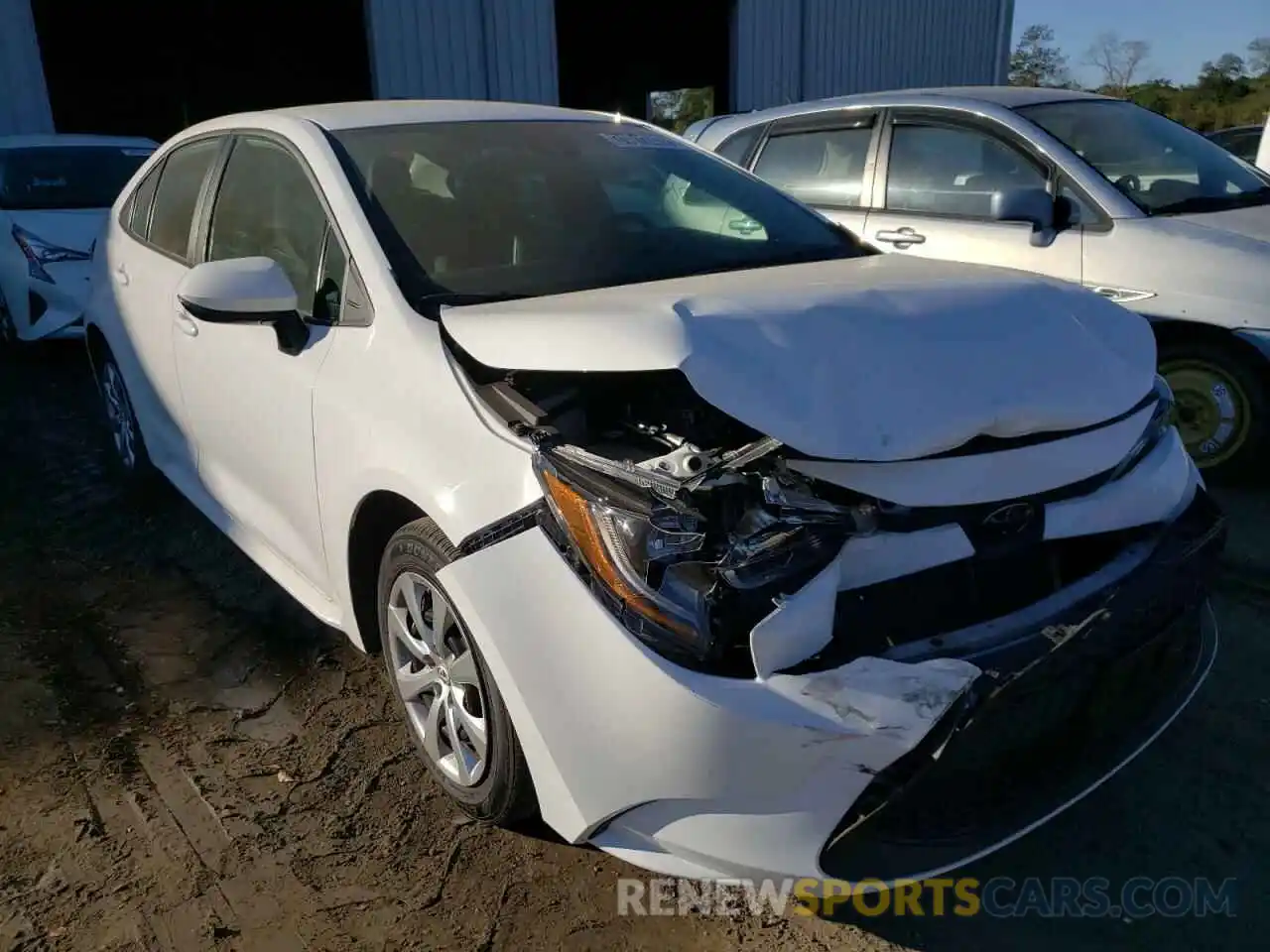 1 Photograph of a damaged car 5YFEPRAE2LP106556 TOYOTA COROLLA 2020