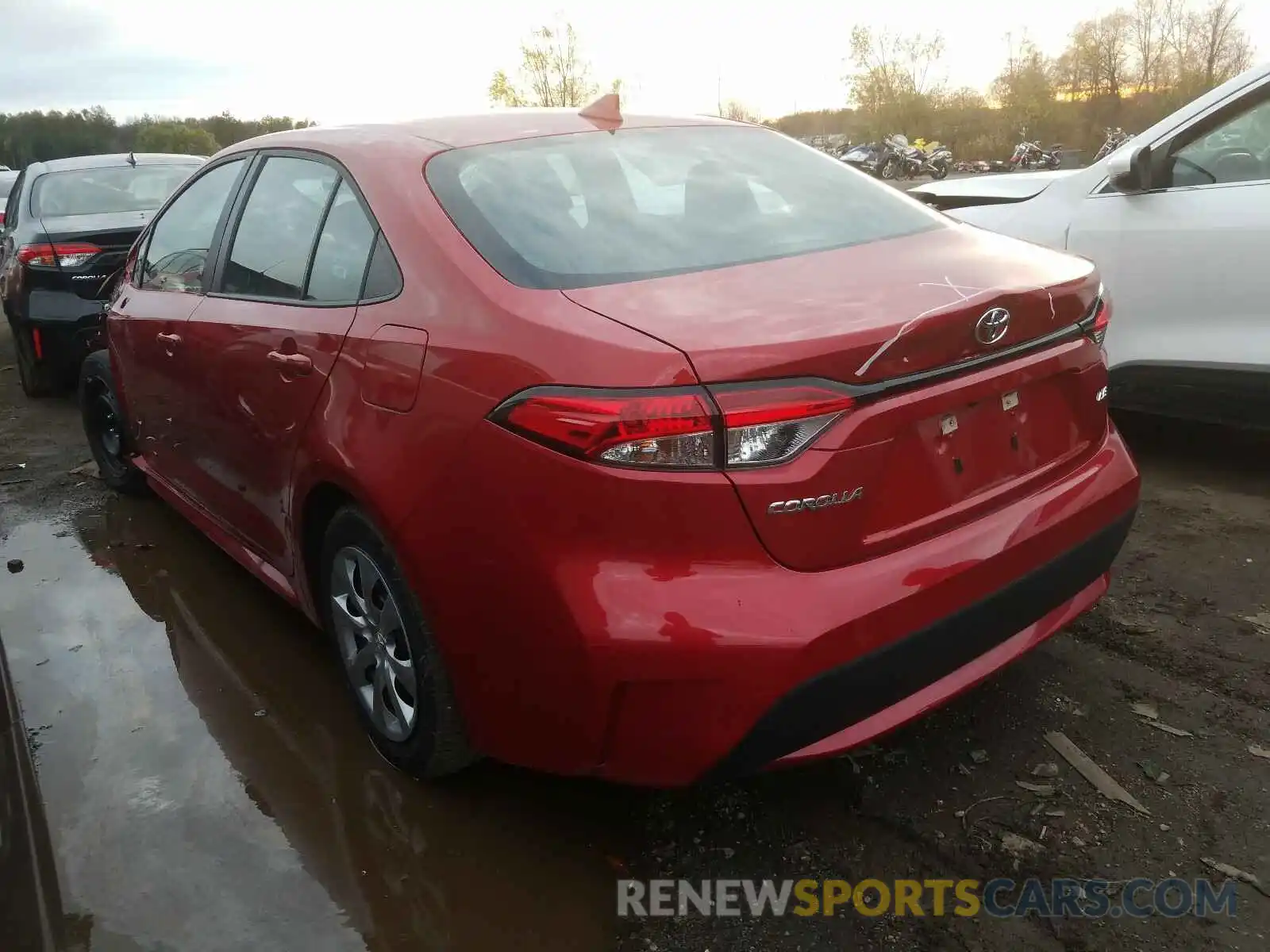 3 Photograph of a damaged car 5YFEPRAE2LP106671 TOYOTA COROLLA 2020