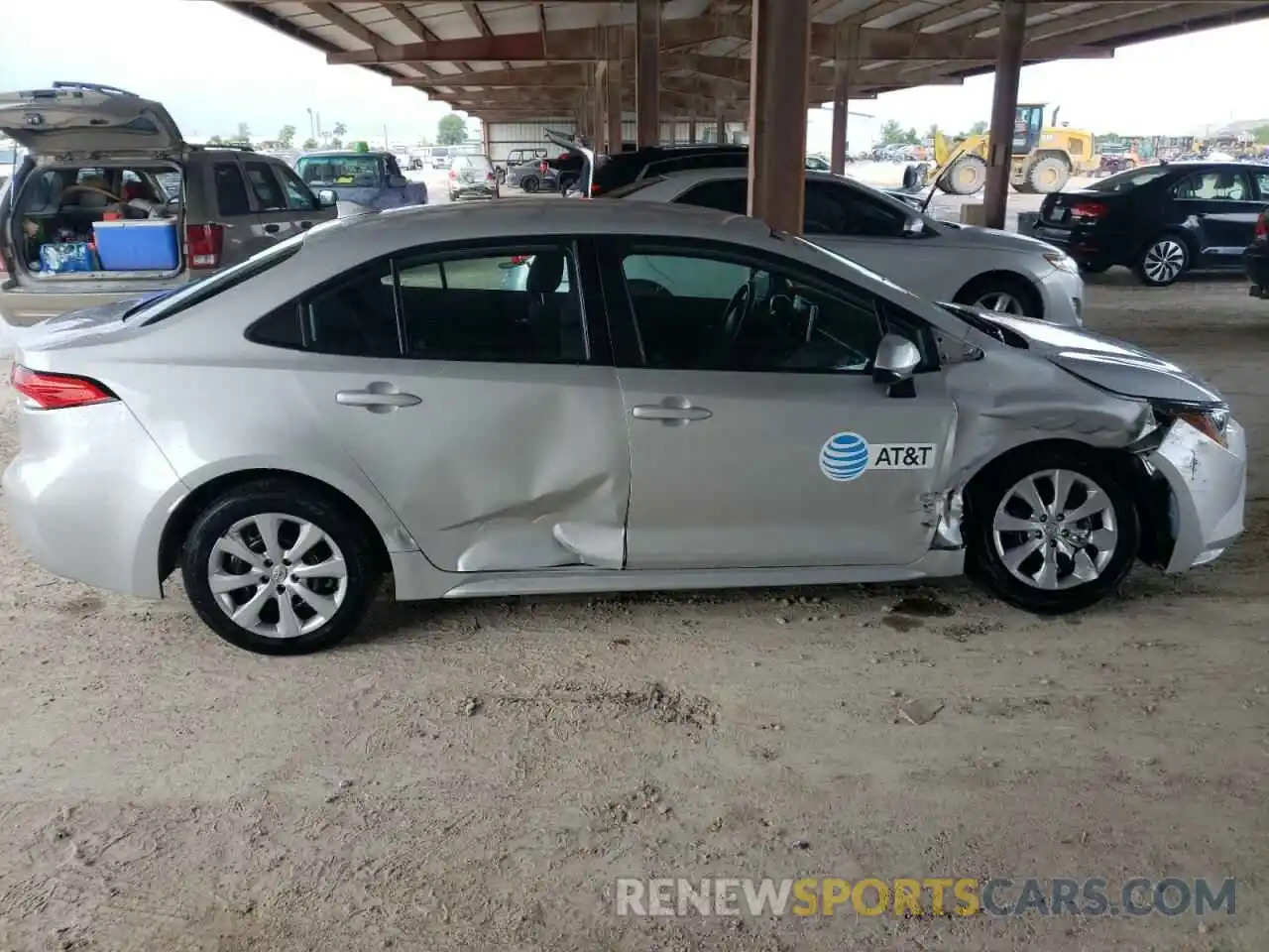 9 Photograph of a damaged car 5YFEPRAE2LP106993 TOYOTA COROLLA 2020