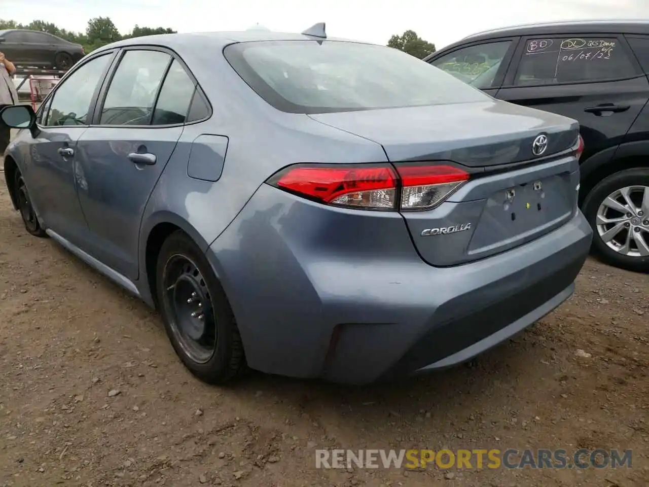 3 Photograph of a damaged car 5YFEPRAE2LP107304 TOYOTA COROLLA 2020