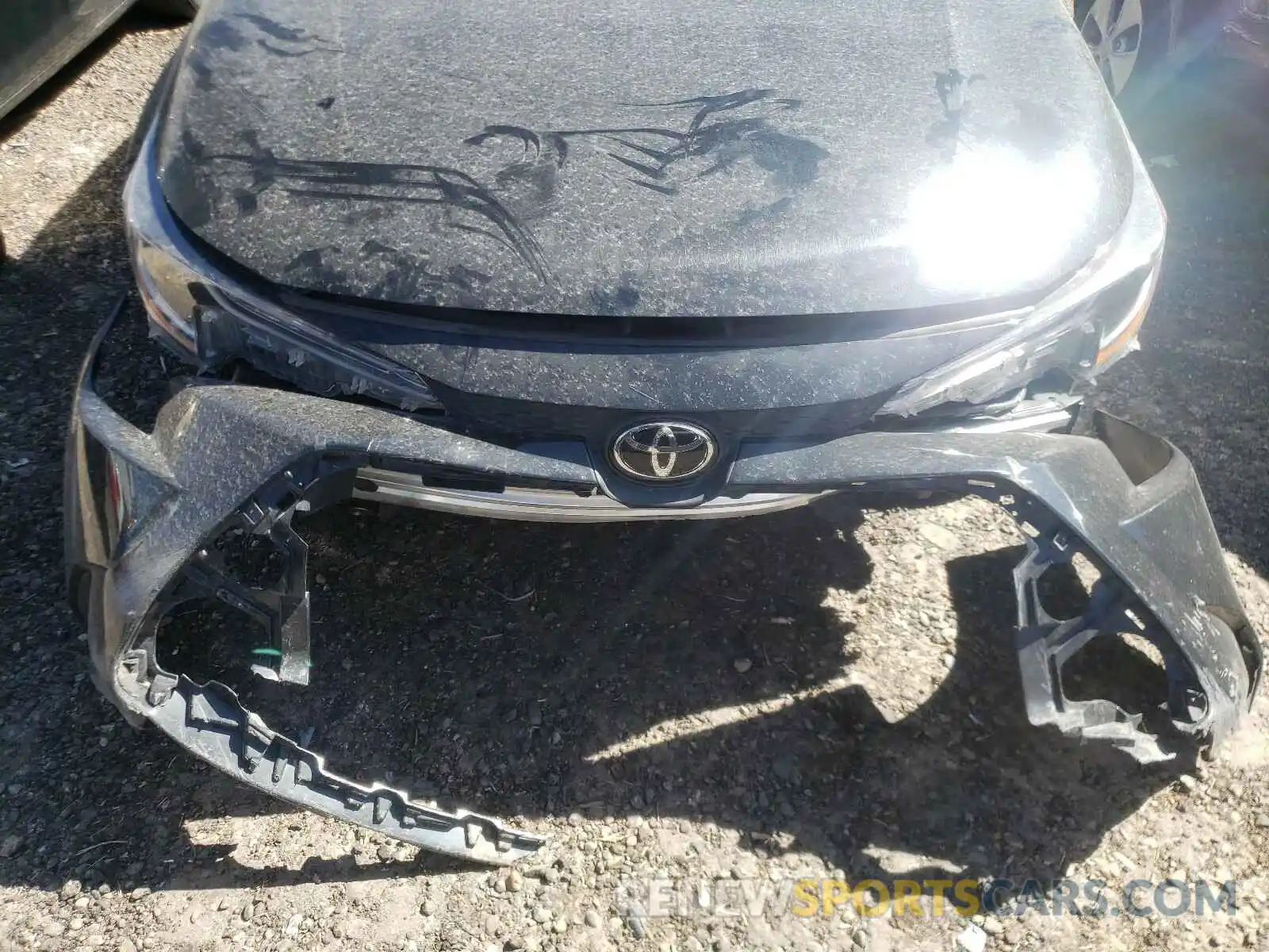 9 Photograph of a damaged car 5YFEPRAE2LP107996 TOYOTA COROLLA 2020