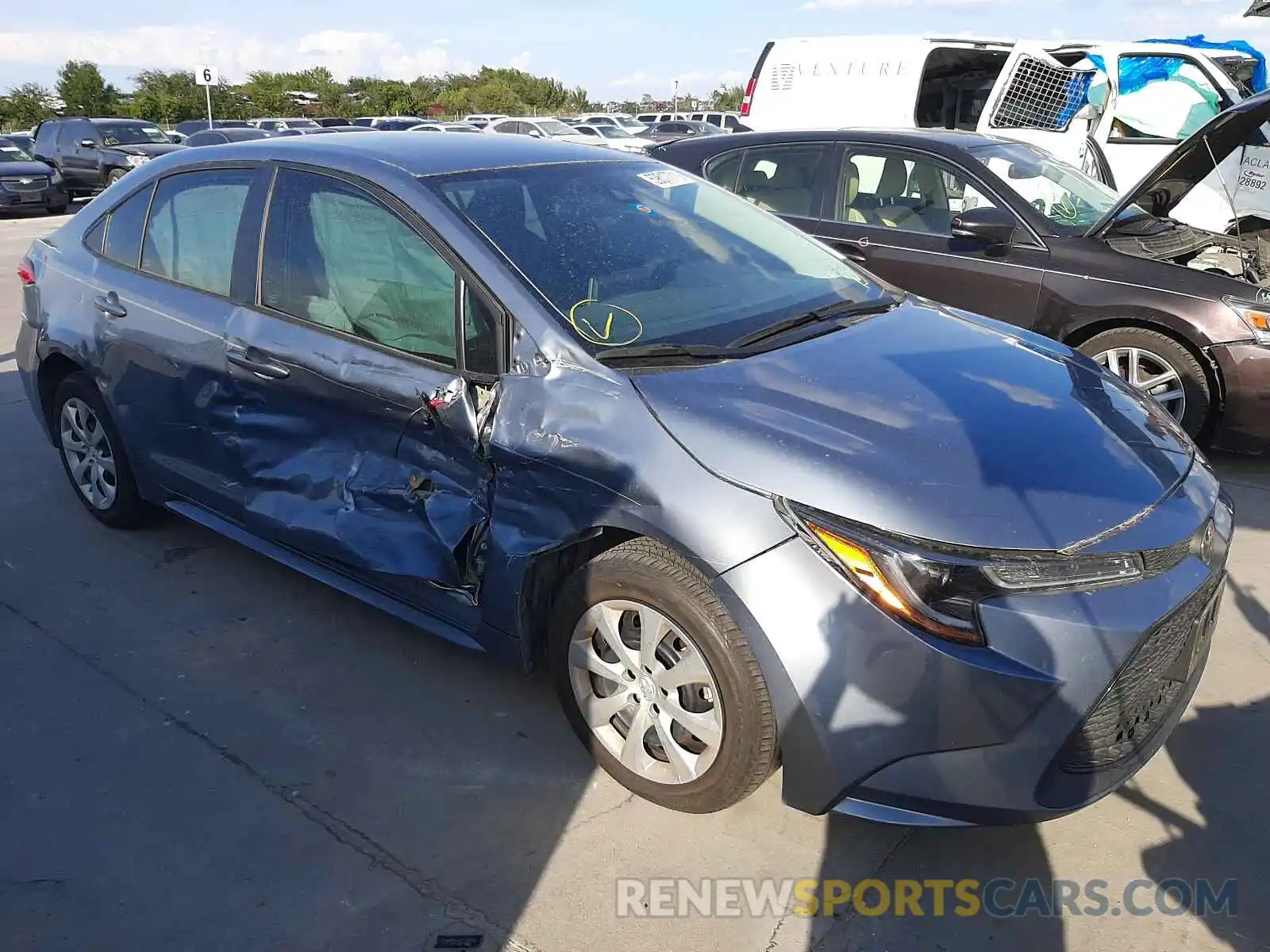 1 Photograph of a damaged car 5YFEPRAE2LP109604 TOYOTA COROLLA 2020