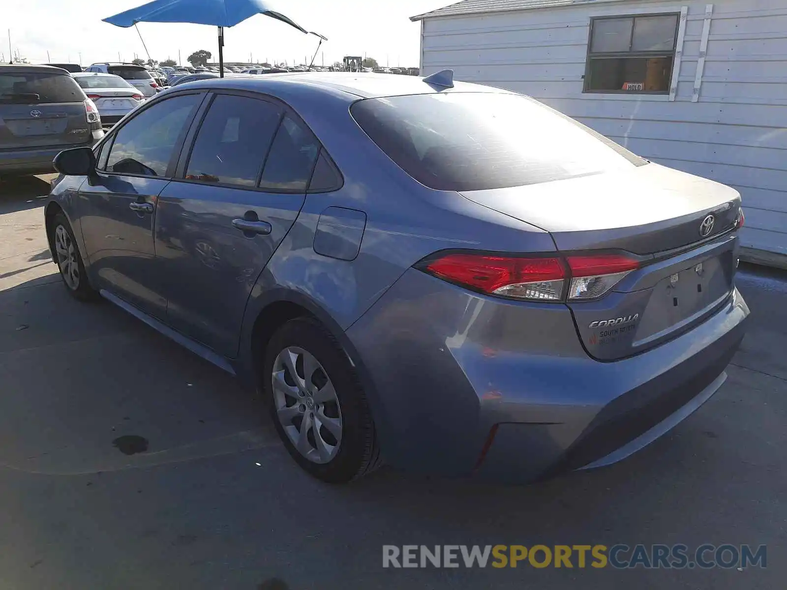 3 Photograph of a damaged car 5YFEPRAE2LP109604 TOYOTA COROLLA 2020