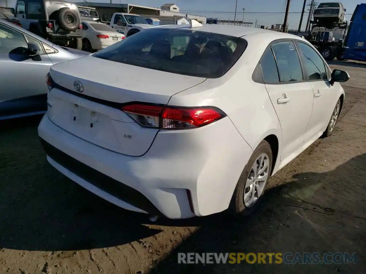 4 Photograph of a damaged car 5YFEPRAE2LP109800 TOYOTA COROLLA 2020