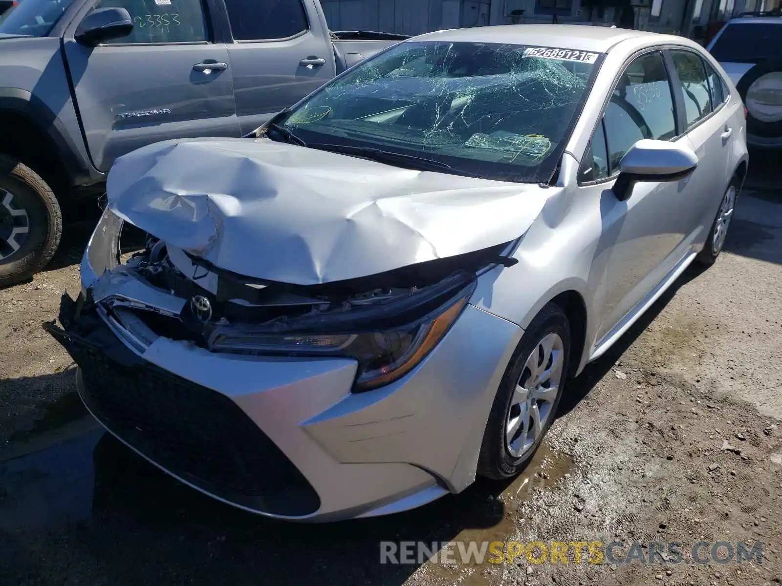 2 Photograph of a damaged car 5YFEPRAE2LP110784 TOYOTA COROLLA 2020