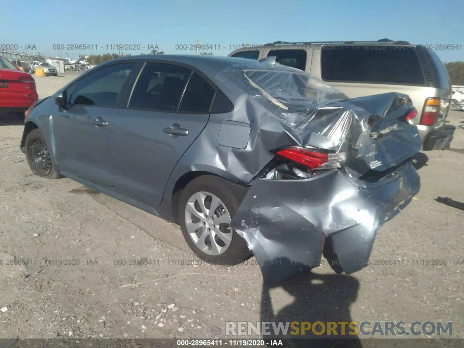 3 Photograph of a damaged car 5YFEPRAE2LP111966 TOYOTA COROLLA 2020