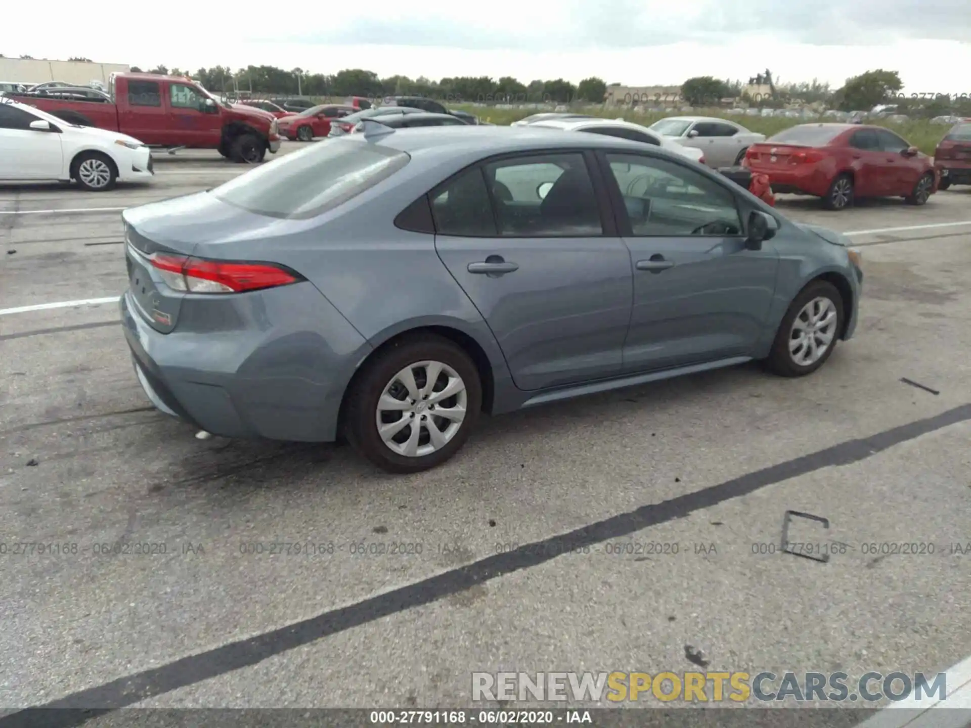 4 Photograph of a damaged car 5YFEPRAE2LP112955 TOYOTA COROLLA 2020