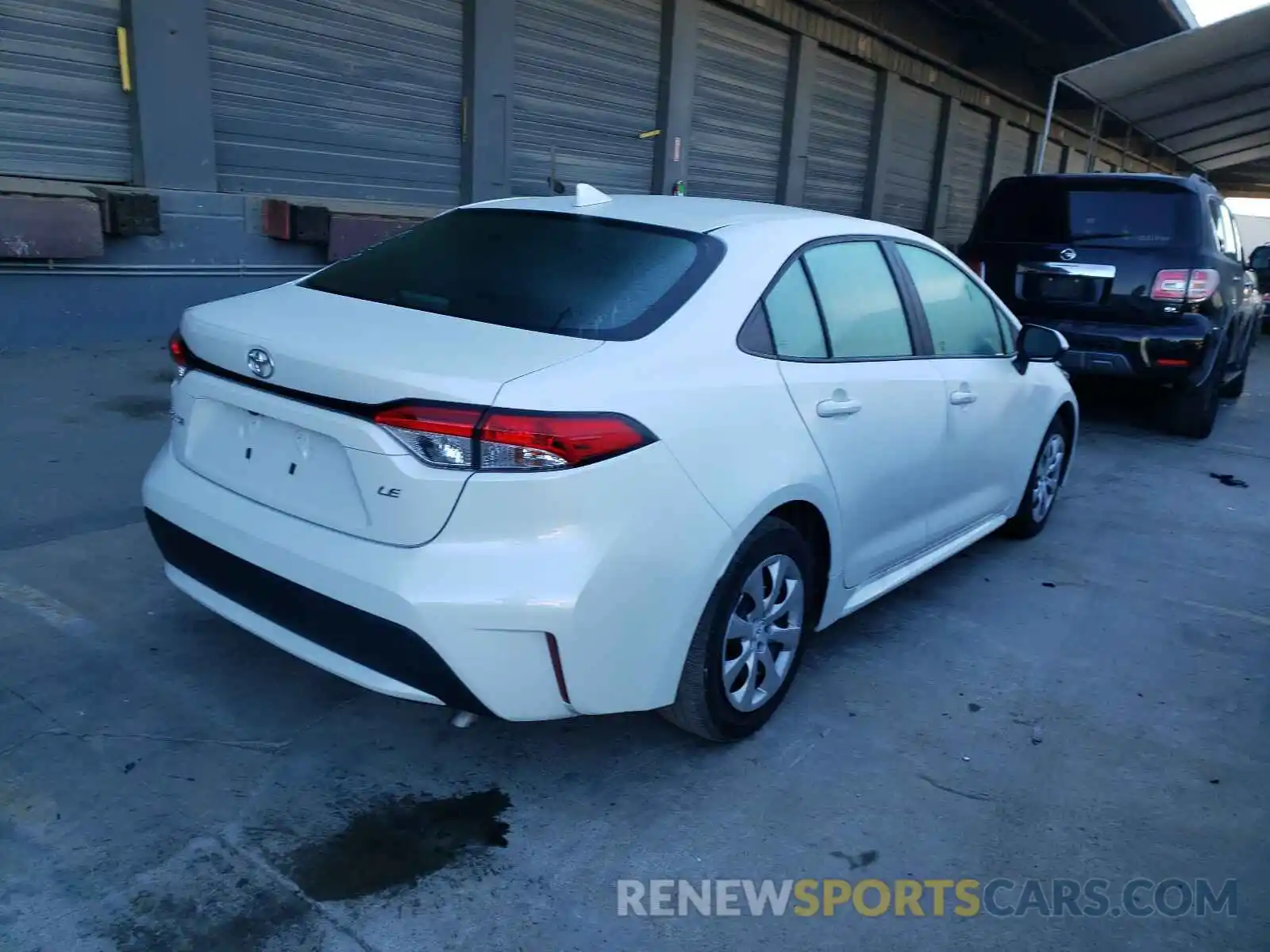 4 Photograph of a damaged car 5YFEPRAE2LP114480 TOYOTA COROLLA 2020