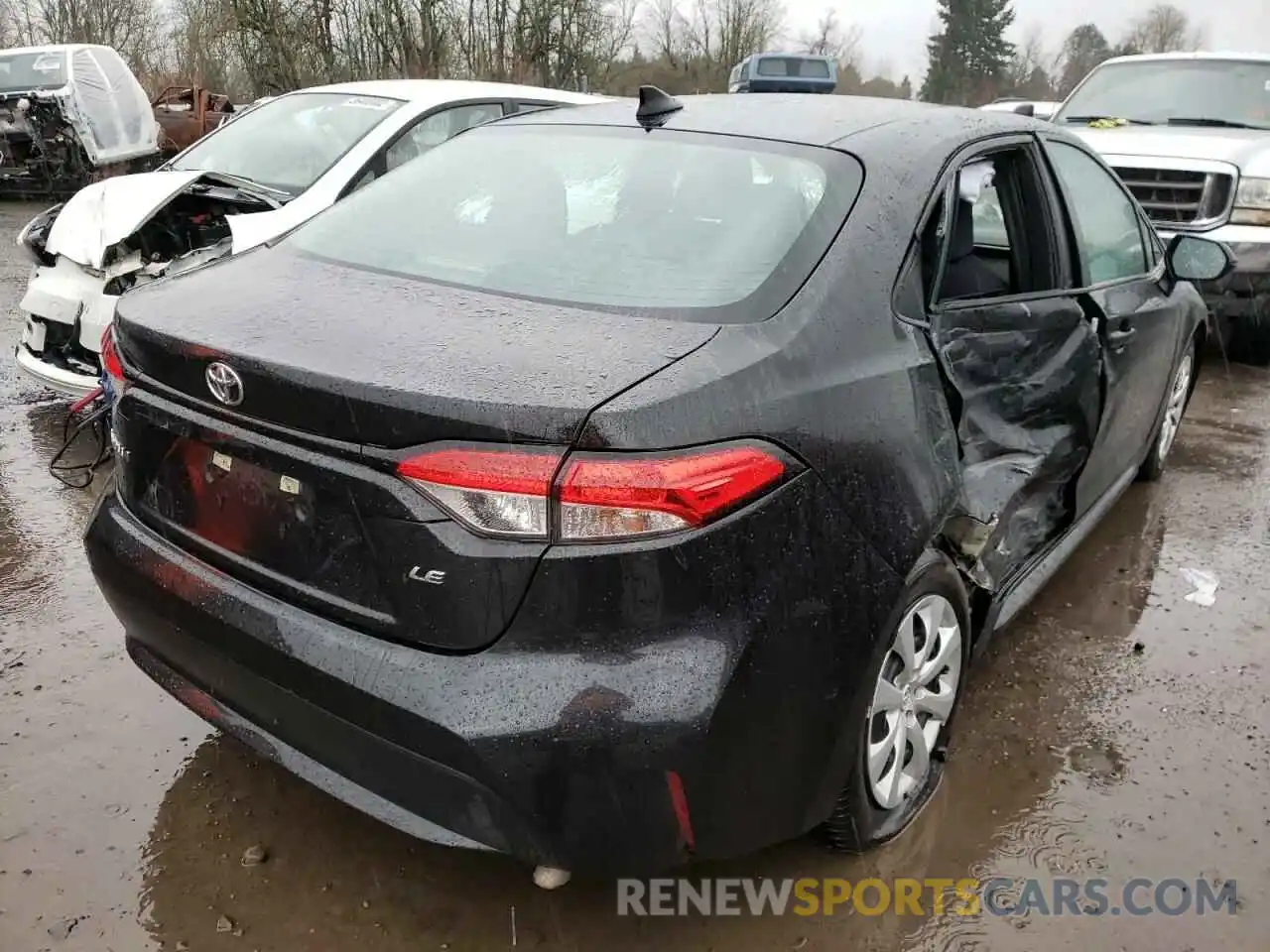 4 Photograph of a damaged car 5YFEPRAE2LP115063 TOYOTA COROLLA 2020