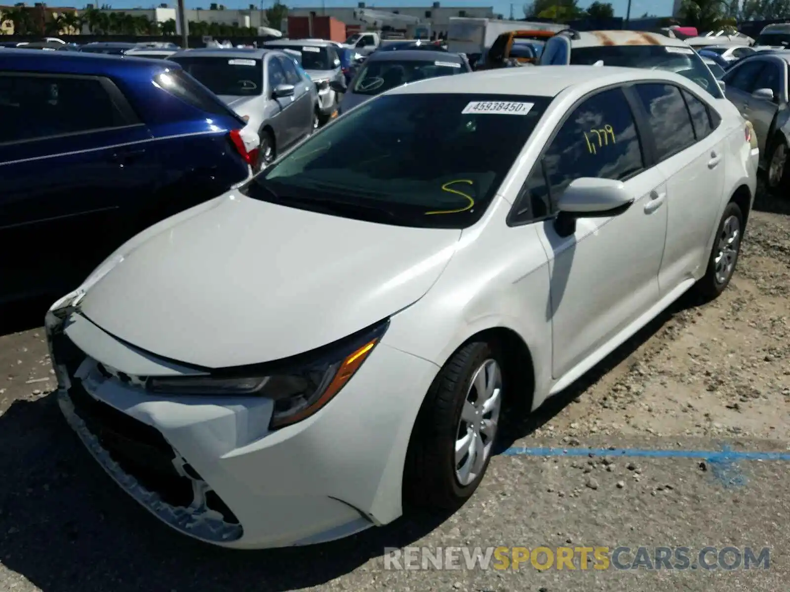 2 Photograph of a damaged car 5YFEPRAE2LP116875 TOYOTA COROLLA 2020