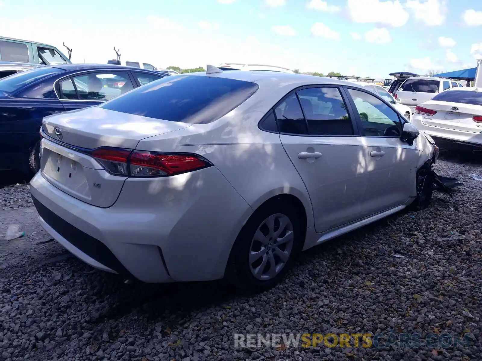 4 Photograph of a damaged car 5YFEPRAE2LP116875 TOYOTA COROLLA 2020