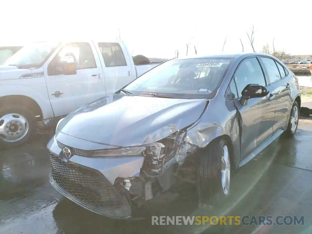 2 Photograph of a damaged car 5YFEPRAE2LP117458 TOYOTA COROLLA 2020