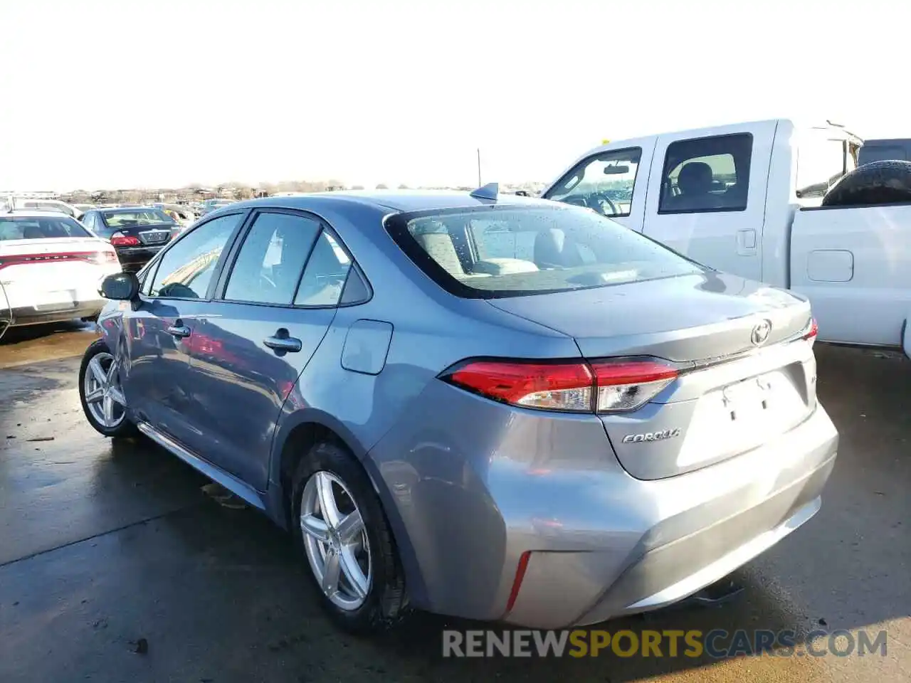 3 Photograph of a damaged car 5YFEPRAE2LP117458 TOYOTA COROLLA 2020