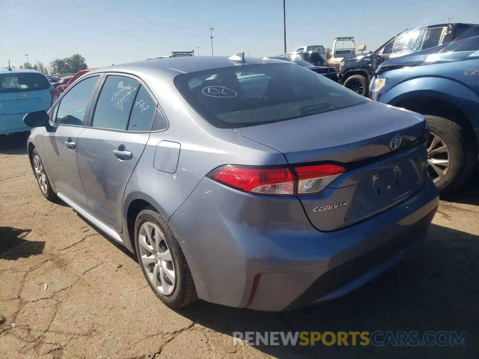 3 Photograph of a damaged car 5YFEPRAE2LP118366 TOYOTA COROLLA 2020