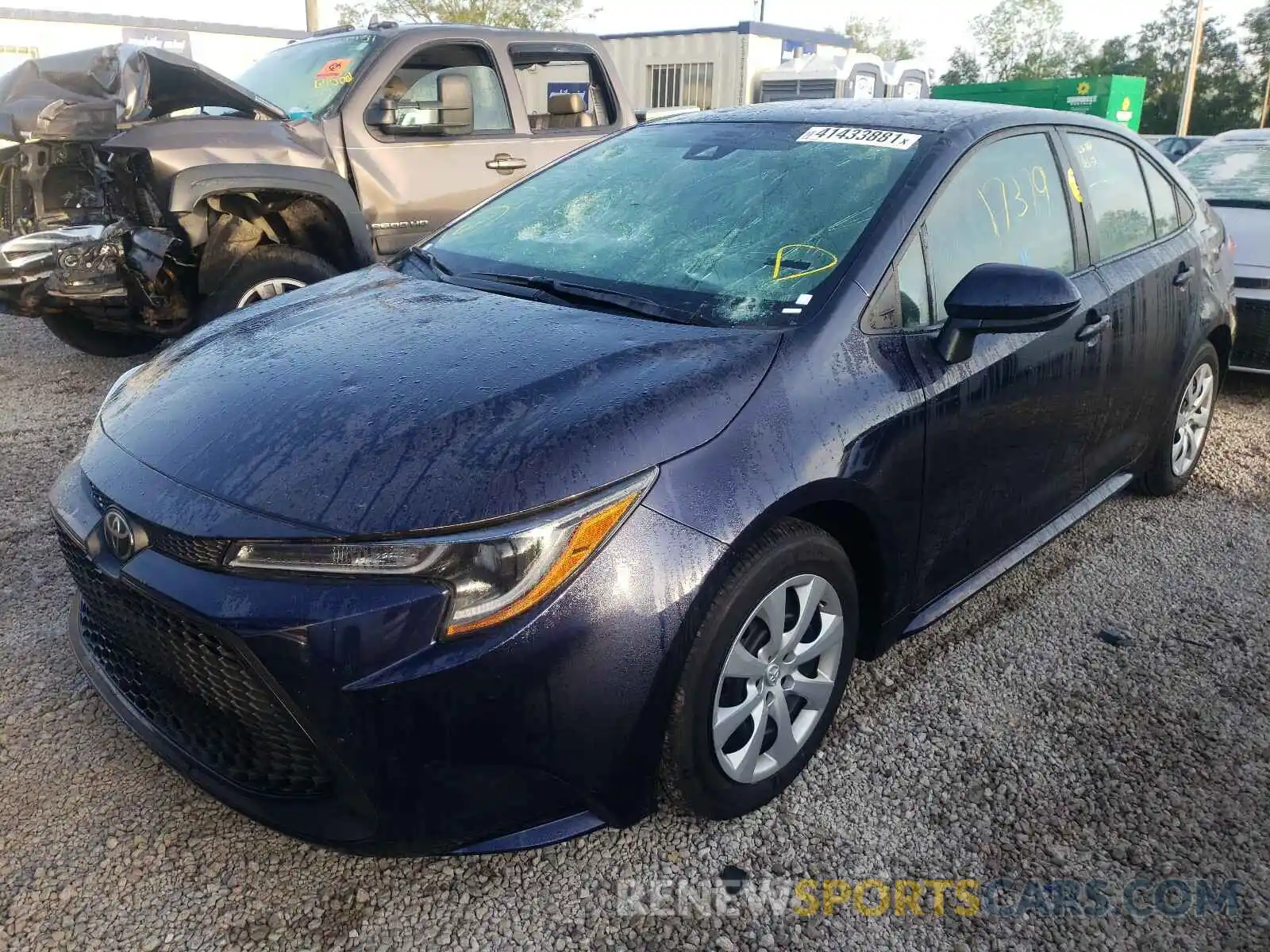 2 Photograph of a damaged car 5YFEPRAE2LP118710 TOYOTA COROLLA 2020