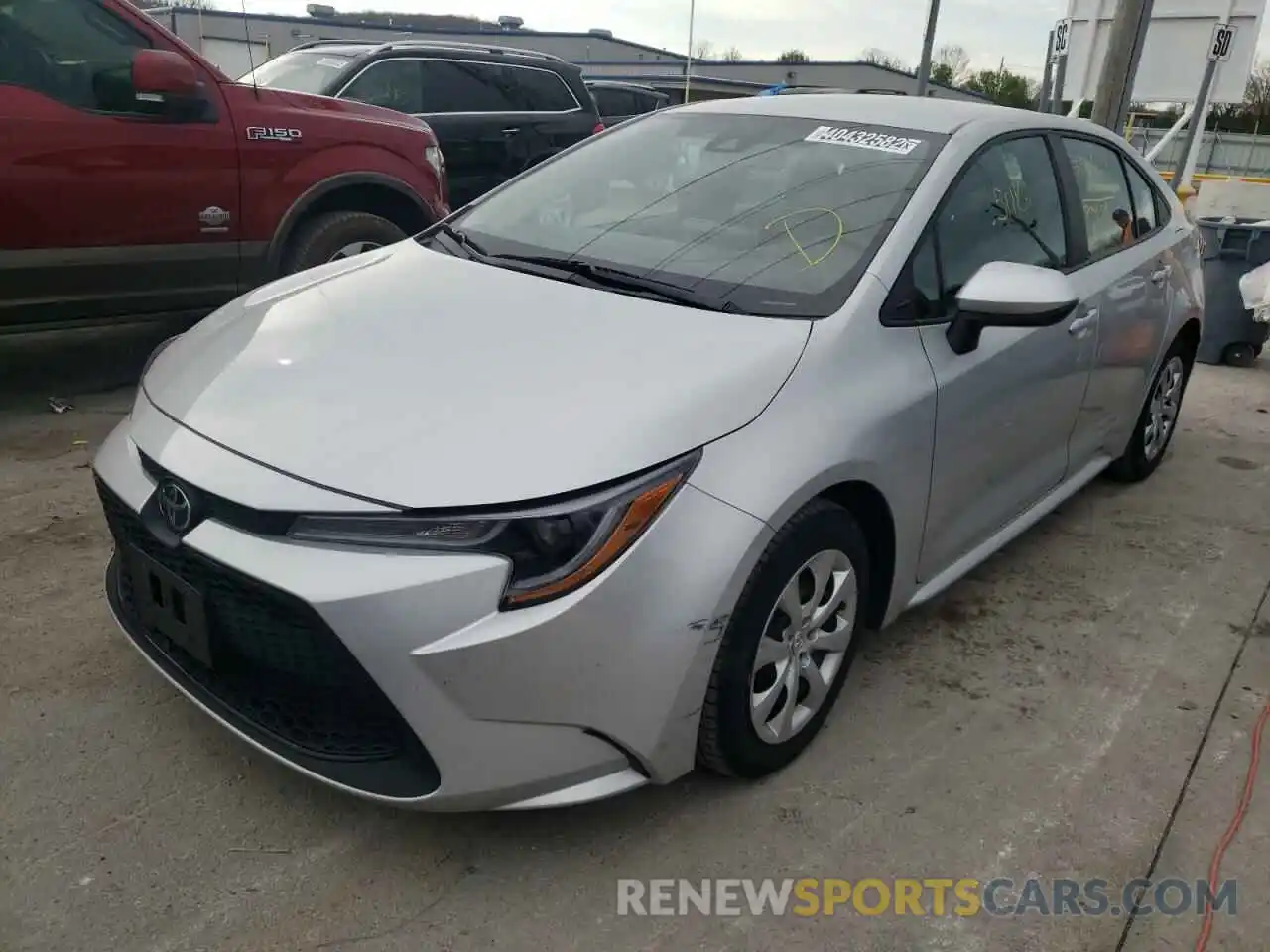 2 Photograph of a damaged car 5YFEPRAE2LP119064 TOYOTA COROLLA 2020