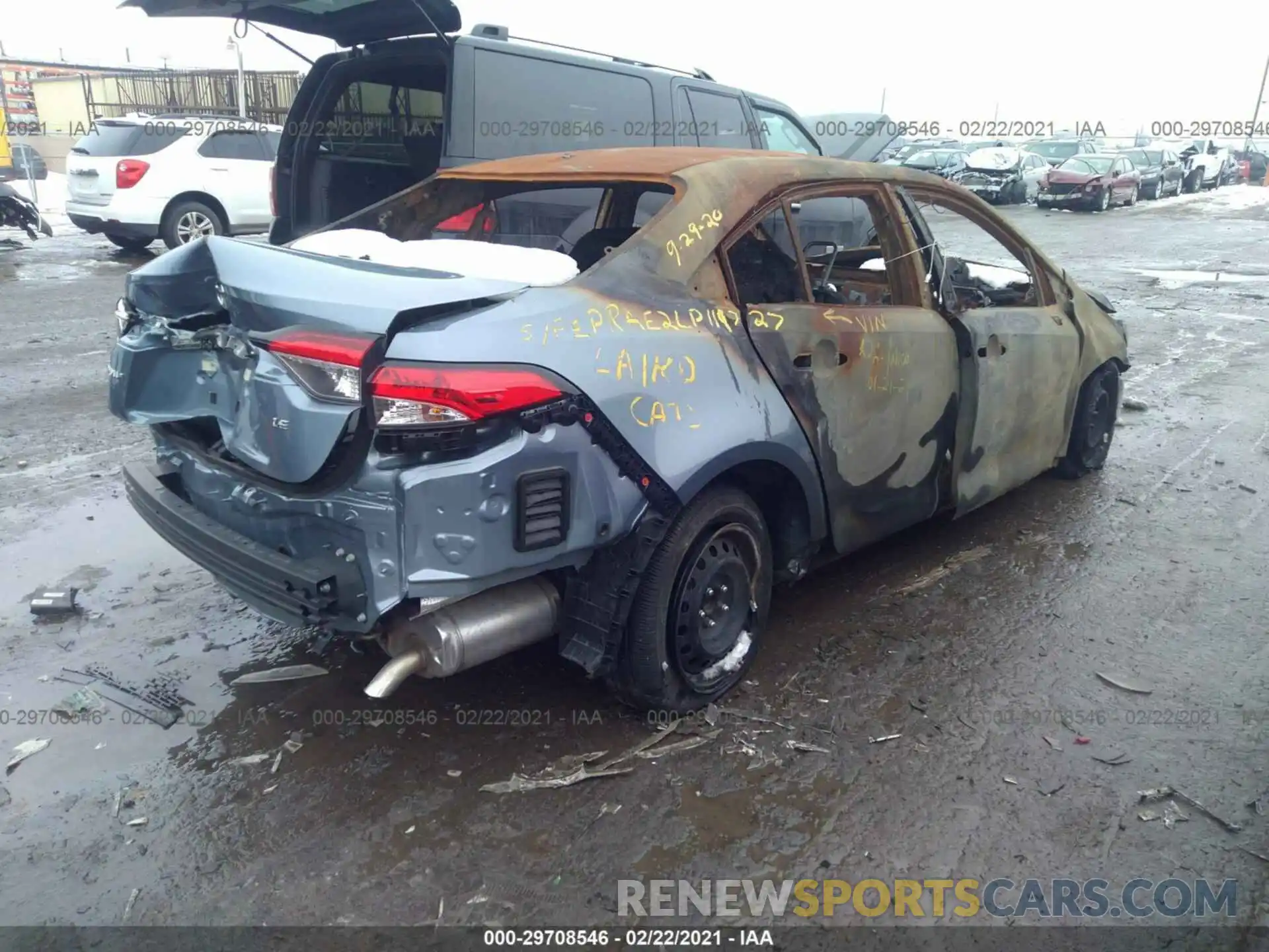 4 Photograph of a damaged car 5YFEPRAE2LP119727 TOYOTA COROLLA 2020