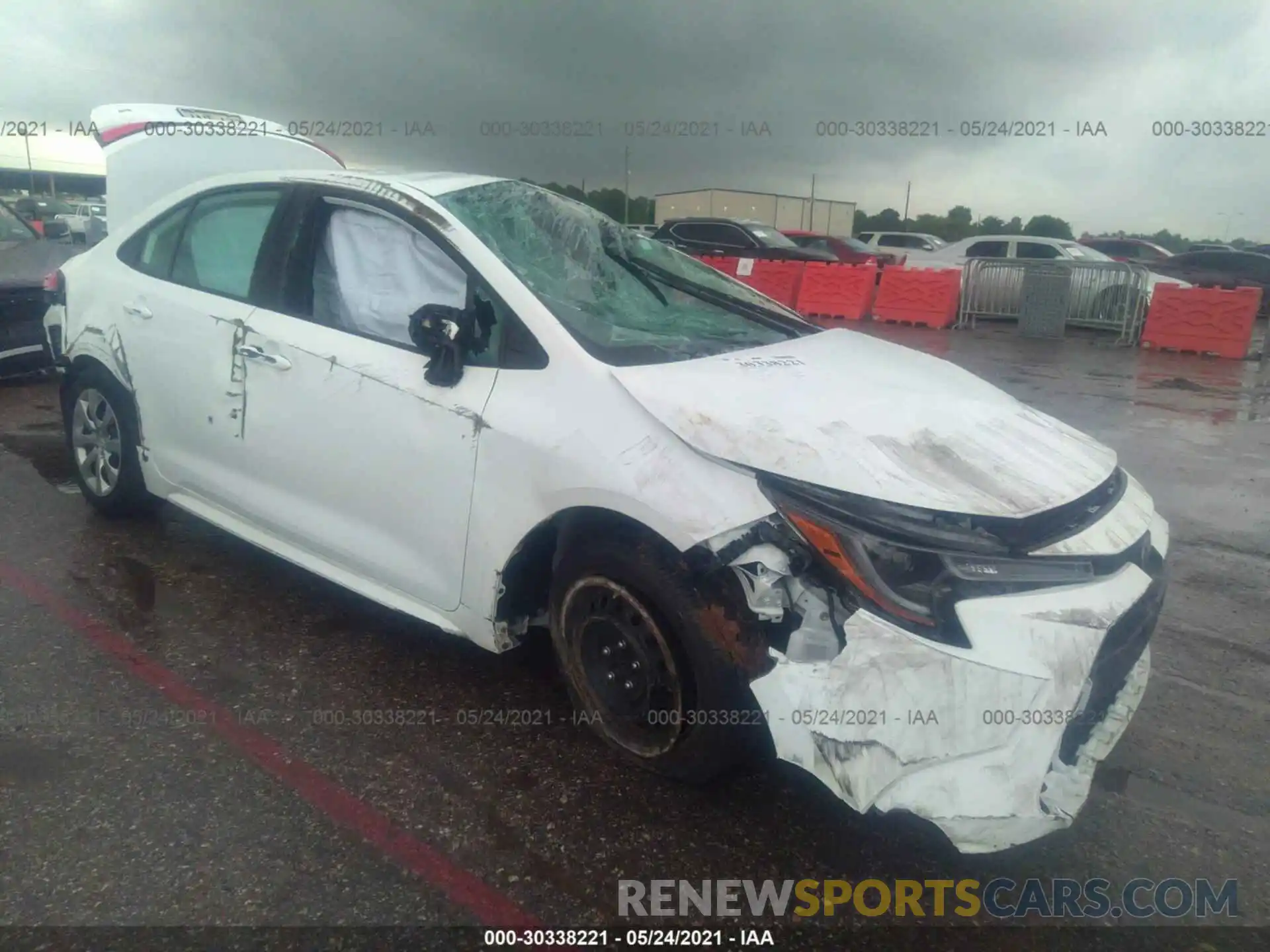 1 Photograph of a damaged car 5YFEPRAE2LP122160 TOYOTA COROLLA 2020