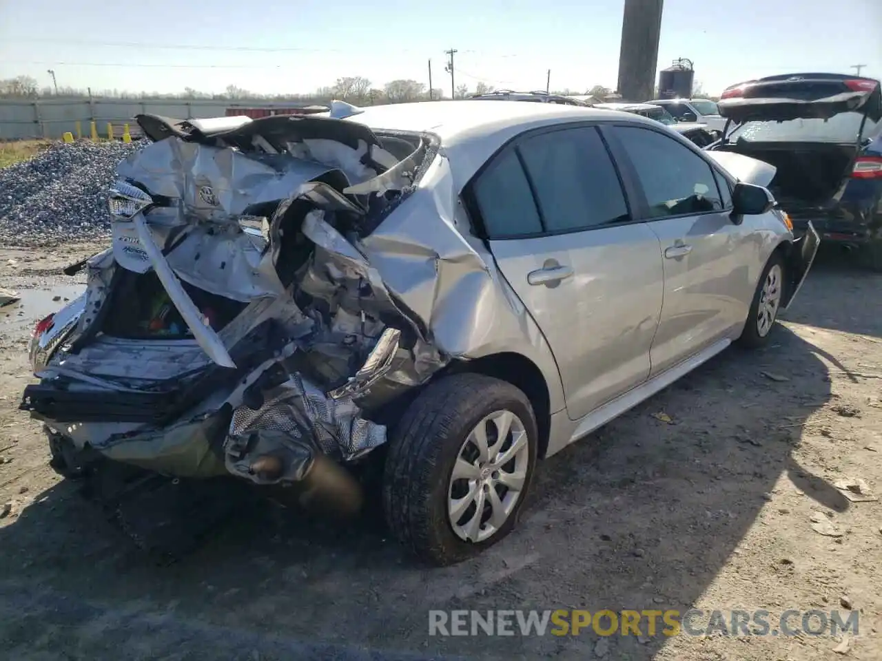 4 Photograph of a damaged car 5YFEPRAE2LP124202 TOYOTA COROLLA 2020