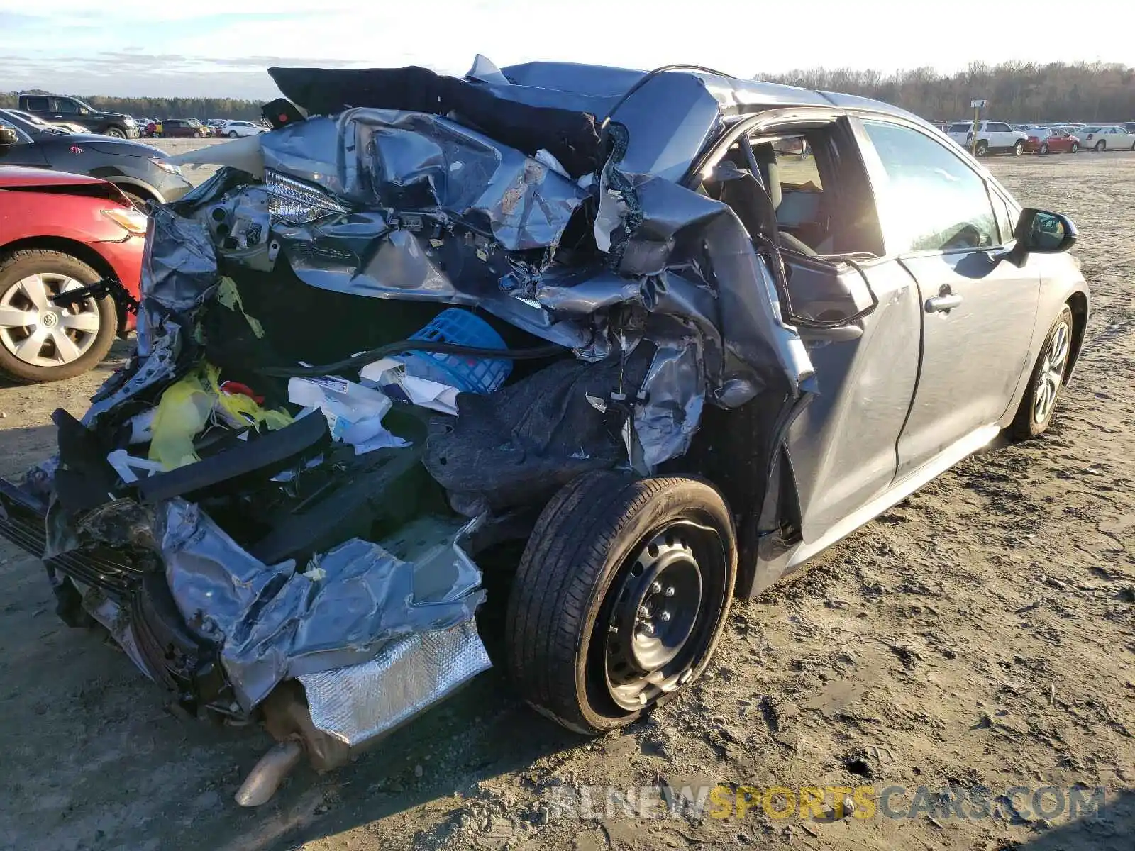4 Photograph of a damaged car 5YFEPRAE2LP124605 TOYOTA COROLLA 2020