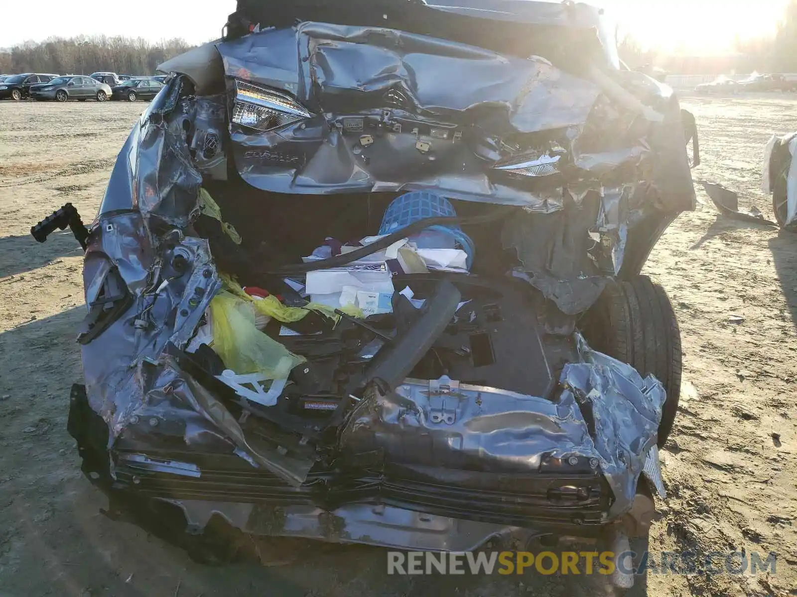 9 Photograph of a damaged car 5YFEPRAE2LP124605 TOYOTA COROLLA 2020