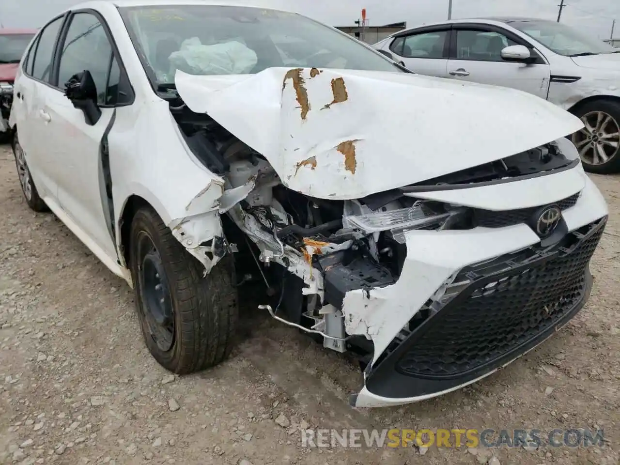 9 Photograph of a damaged car 5YFEPRAE2LP125950 TOYOTA COROLLA 2020