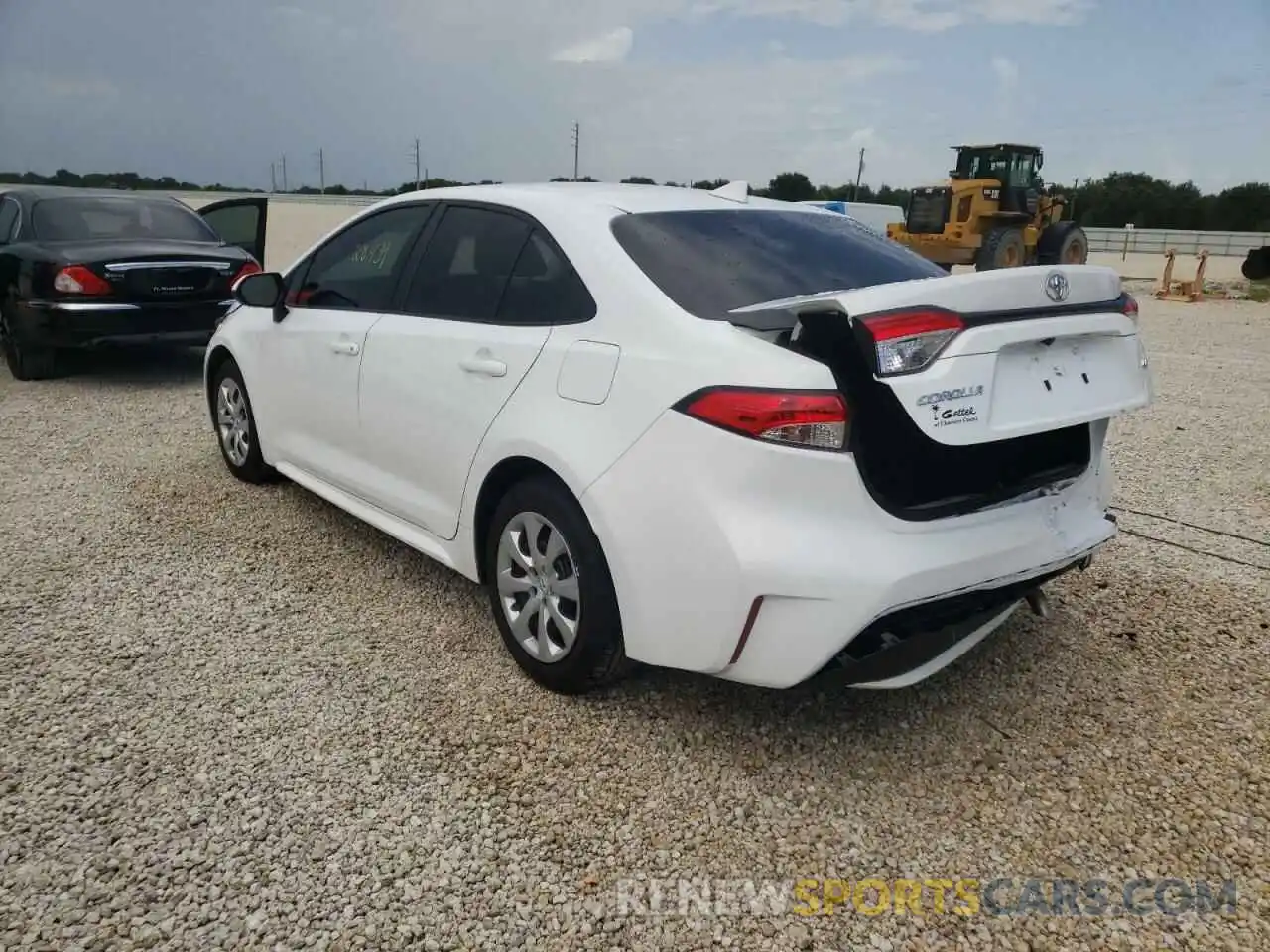 3 Photograph of a damaged car 5YFEPRAE2LP126791 TOYOTA COROLLA 2020