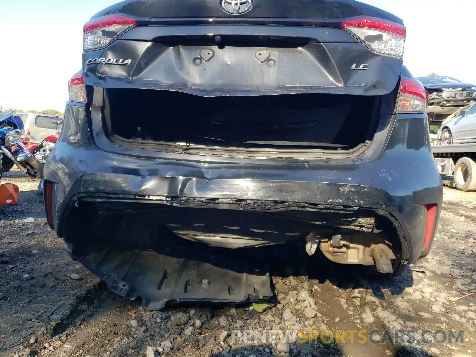 9 Photograph of a damaged car 5YFEPRAE2LP127407 TOYOTA COROLLA 2020