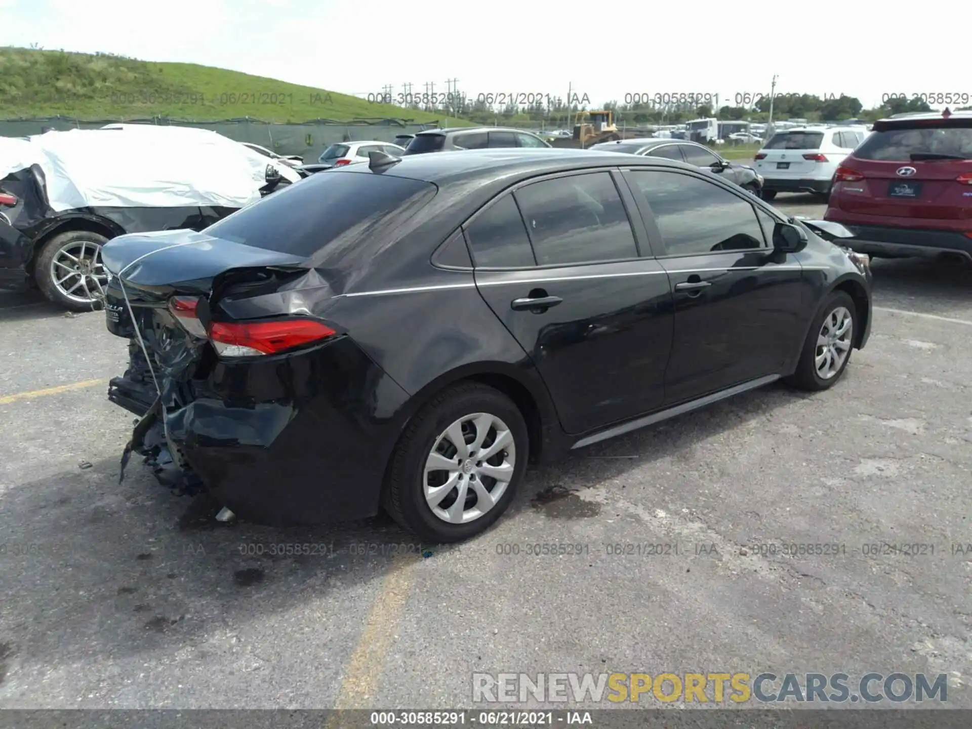 4 Photograph of a damaged car 5YFEPRAE2LP128055 TOYOTA COROLLA 2020