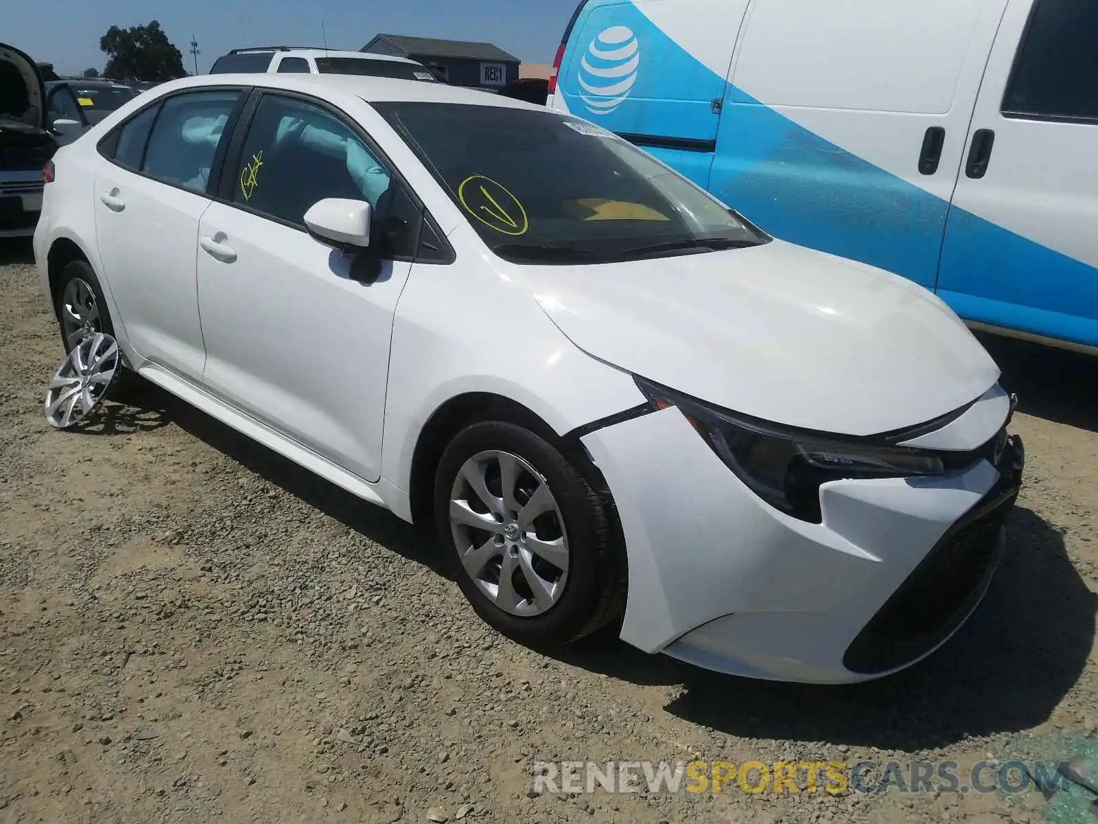 1 Photograph of a damaged car 5YFEPRAE2LP132316 TOYOTA COROLLA 2020