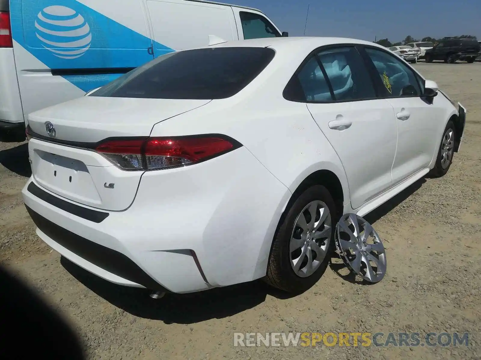 4 Photograph of a damaged car 5YFEPRAE2LP132316 TOYOTA COROLLA 2020