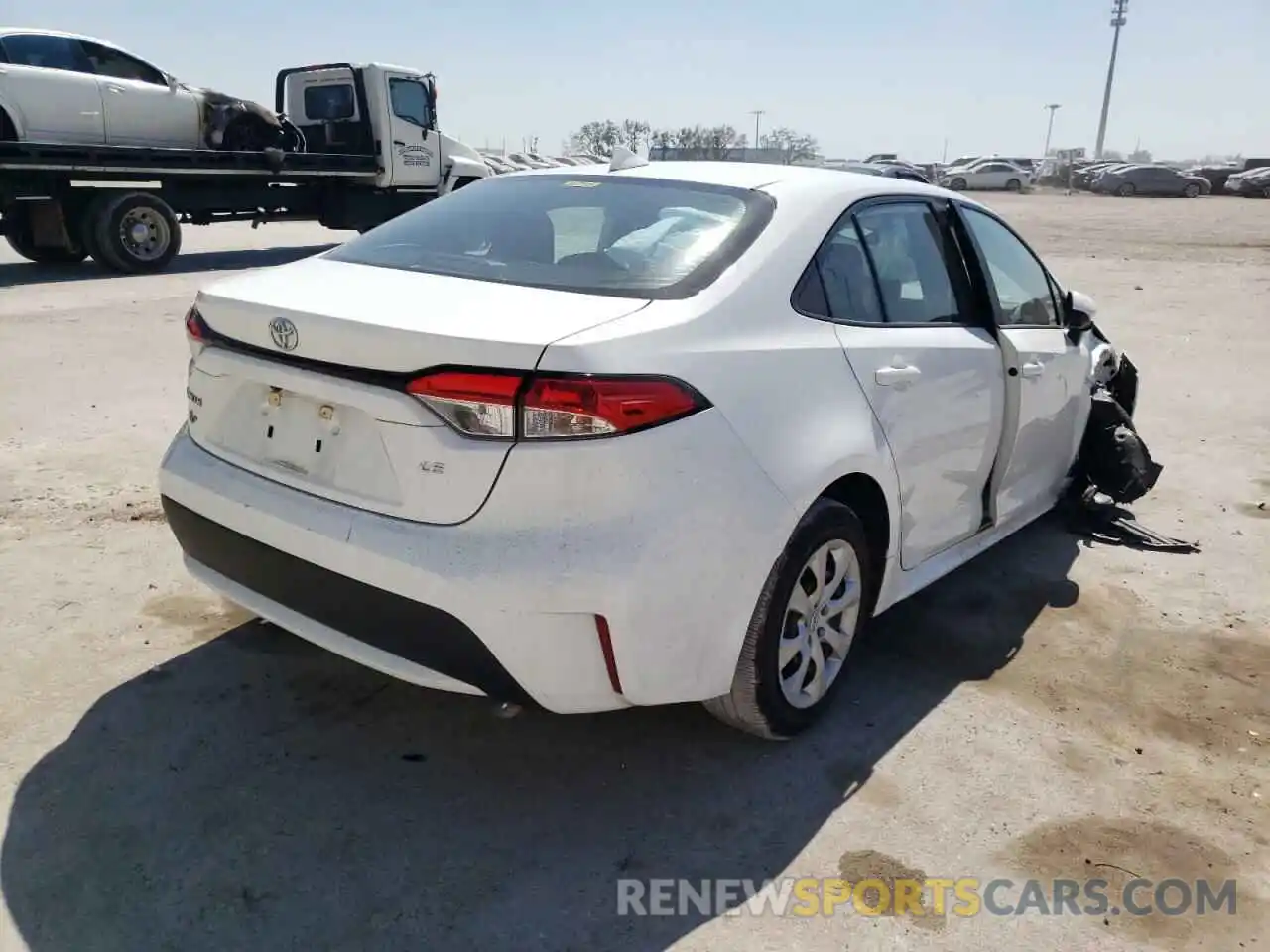 4 Photograph of a damaged car 5YFEPRAE2LP133997 TOYOTA COROLLA 2020