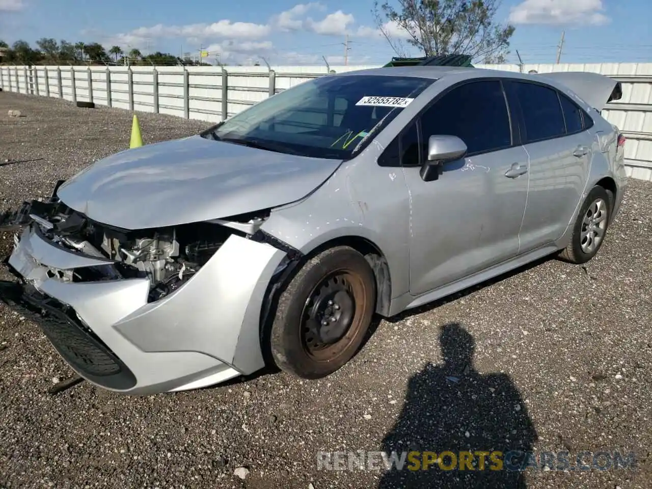 2 Photograph of a damaged car 5YFEPRAE2LP134518 TOYOTA COROLLA 2020